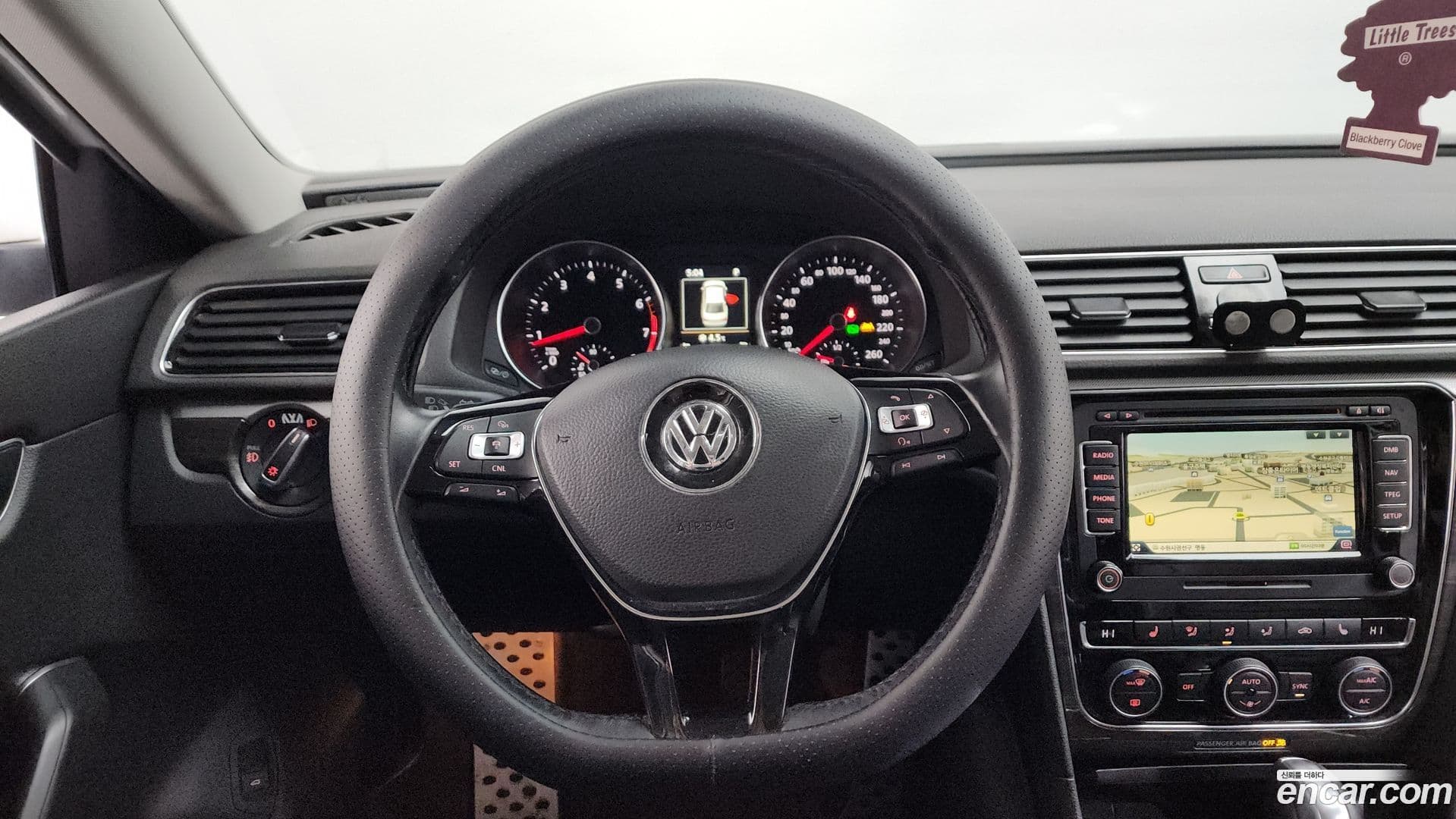Main__Slider__Photo:Passat Volkswagen 2018.9-12