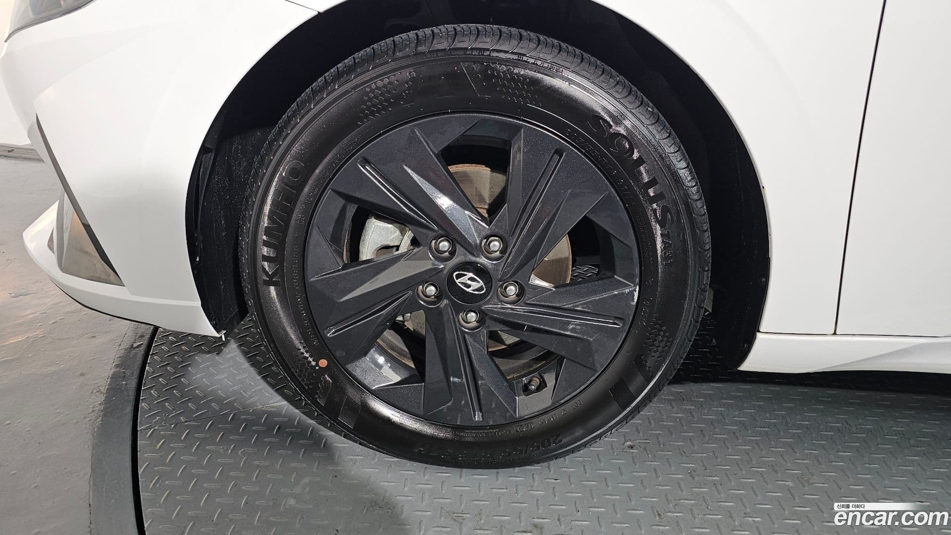 Main__Slider__Photo:AVANTE Hyundai 2023.1-4