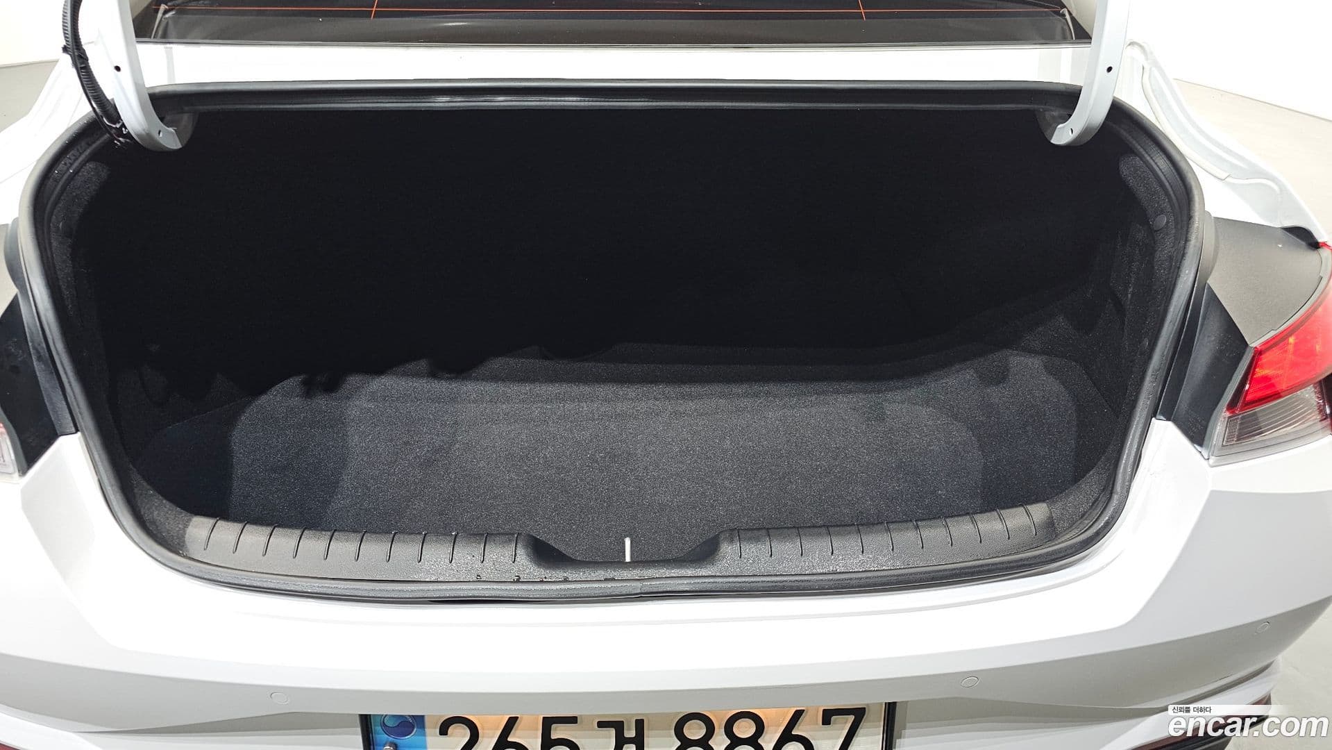 Main__Slider__Photo:AVANTE Hyundai 2023.1-20