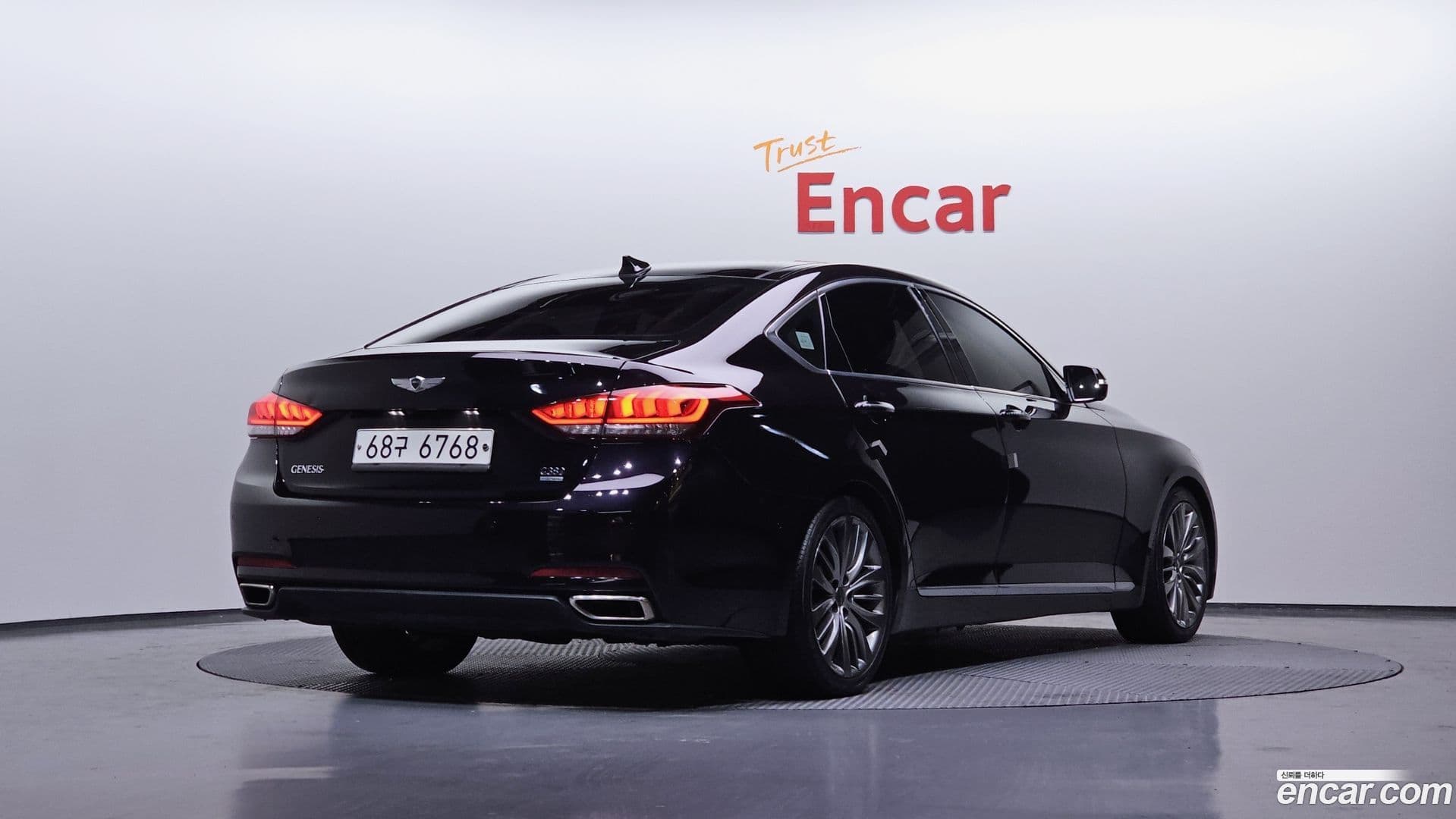 Main__Slider__Photo:Genesis Hyundai 2014.2-1