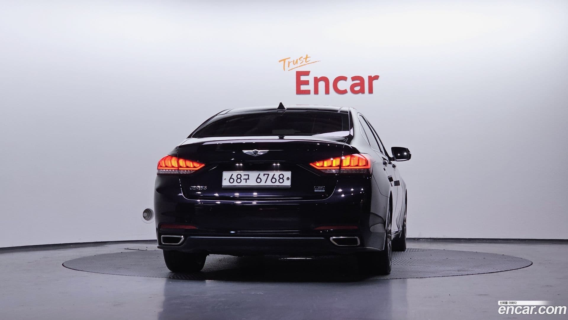 Main__Slider__Photo:Genesis Hyundai 2014.2-3