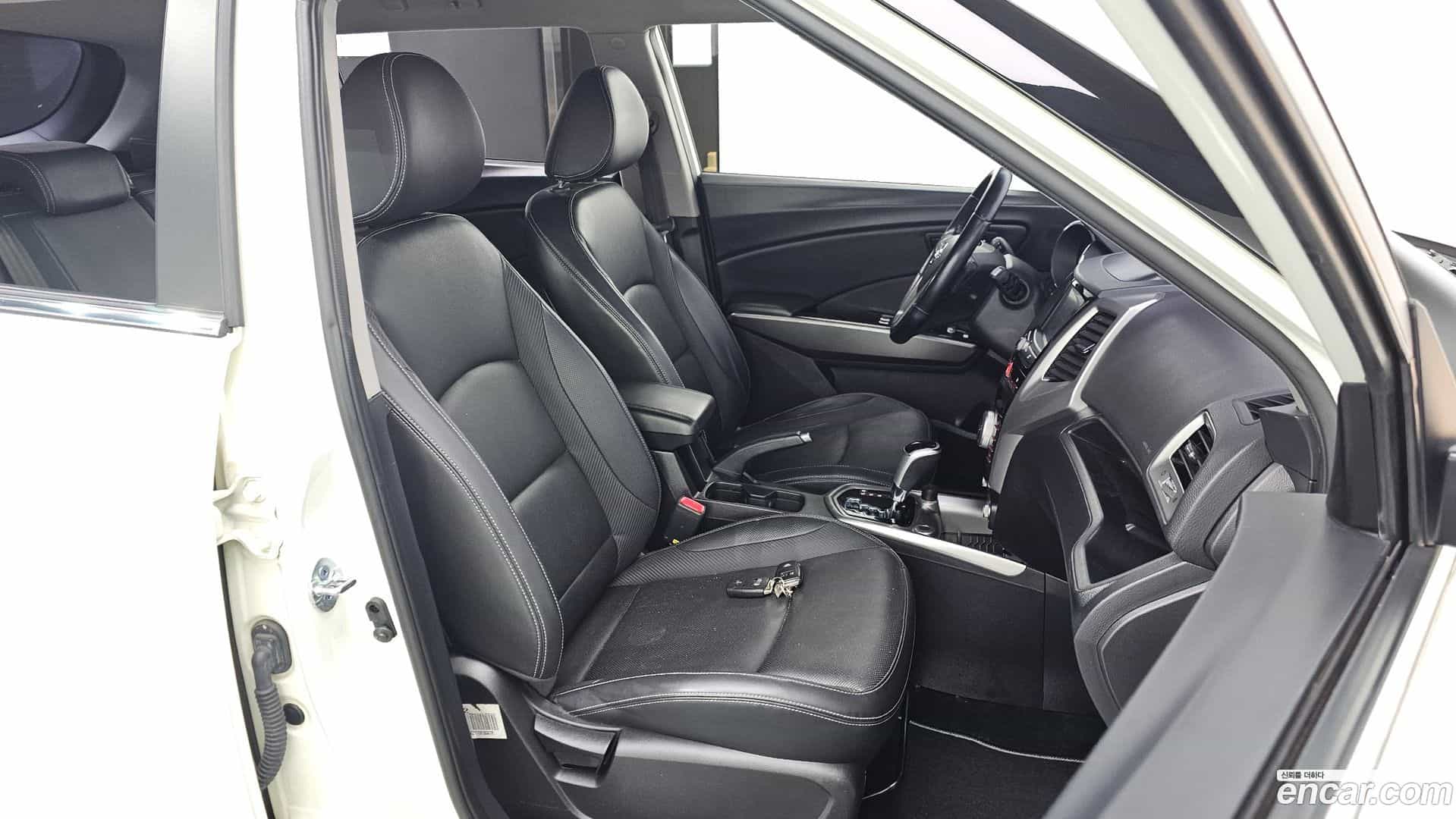TIBOLI KG_Mobility_Ssangyong 2015.1-INNER-010