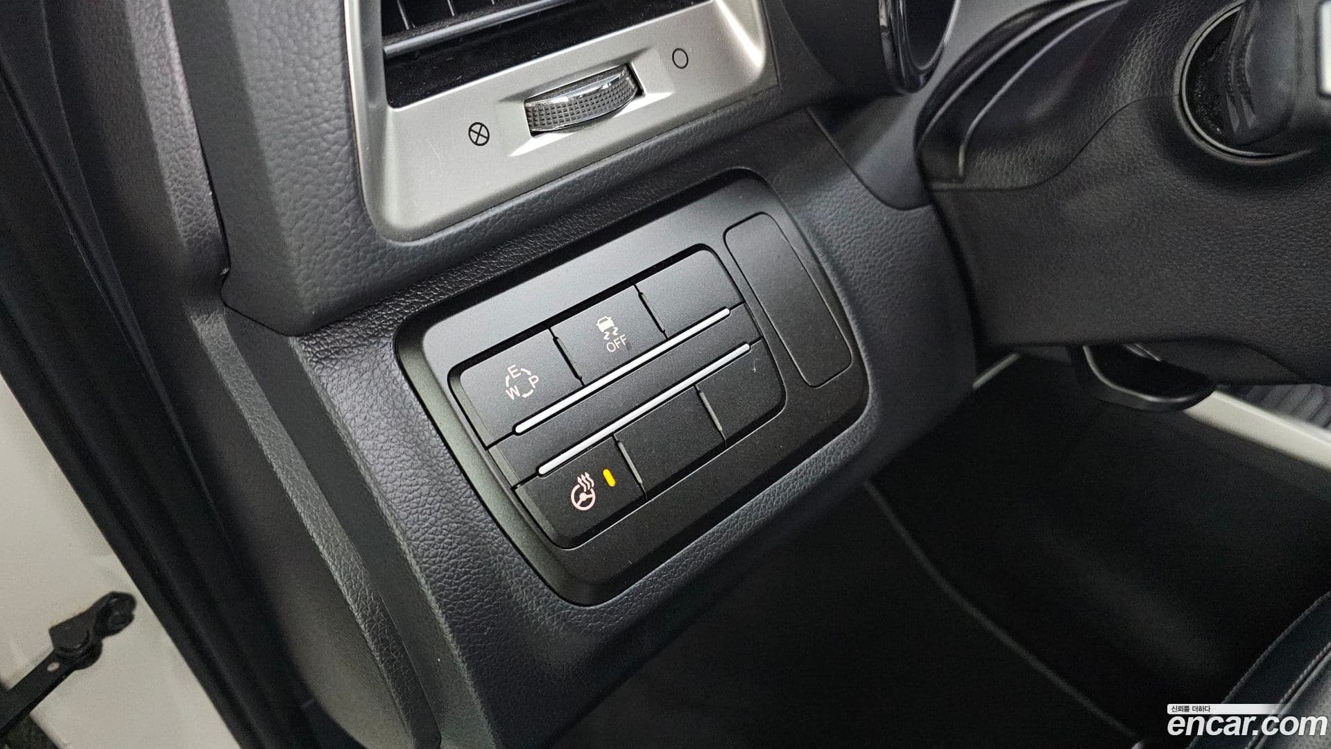 Main__Slider__Photo:TIBOLI KG_Mobility_Ssangyong 2015.1-15