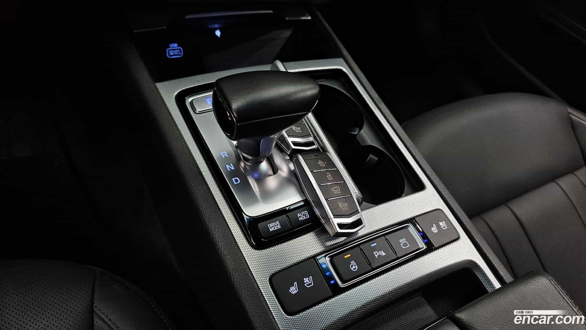 G80 Genesis 2020.1-INNER-009