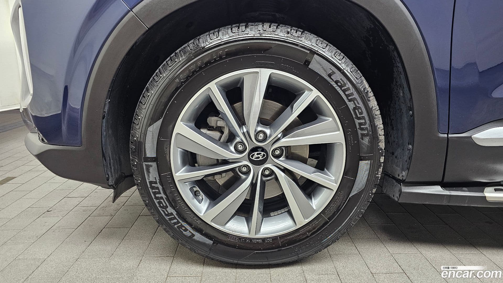 Main__Slider__Photo:Santafe Hyundai 2019.10-4