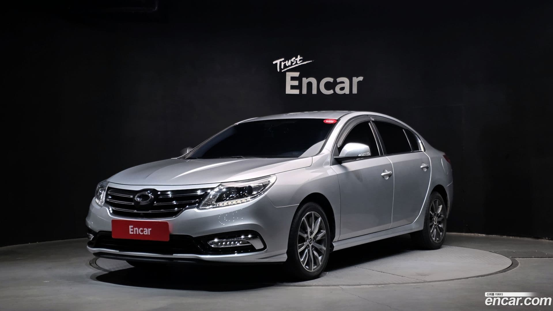 Main__Slider__Photo:SM5 Renault-KoreaSamsung 2018.5-0