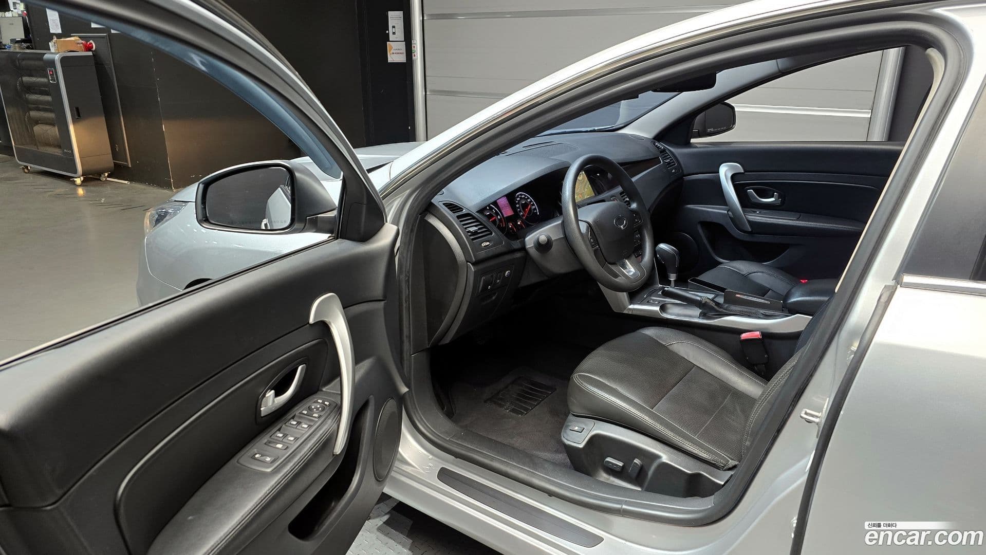 Main__Slider__Photo:SM5 Renault-KoreaSamsung 2018.5-10