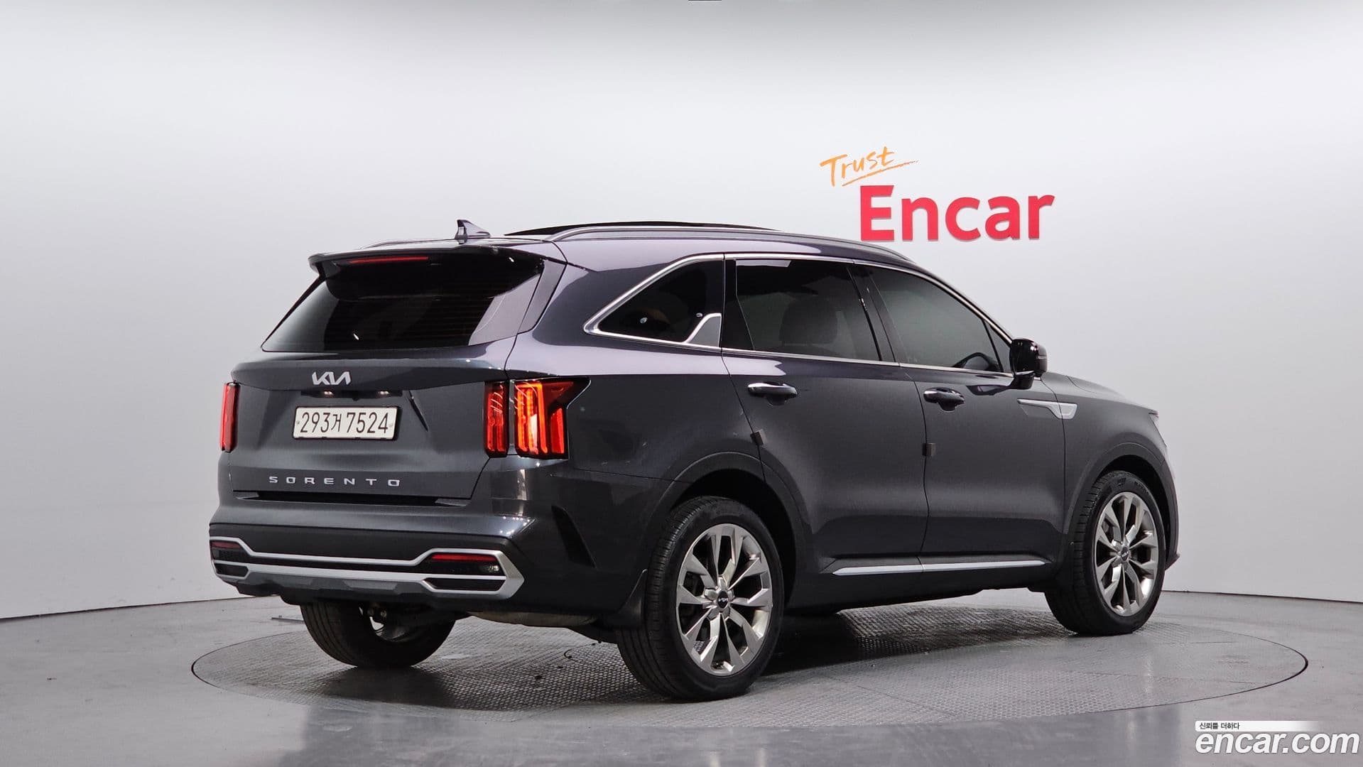 Main__Slider__Photo:Sorento Kia 2021.7-1