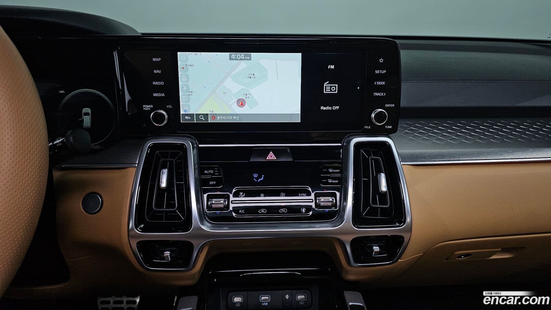 Main__Slider__Photo:Sorento Kia 2021.7-13