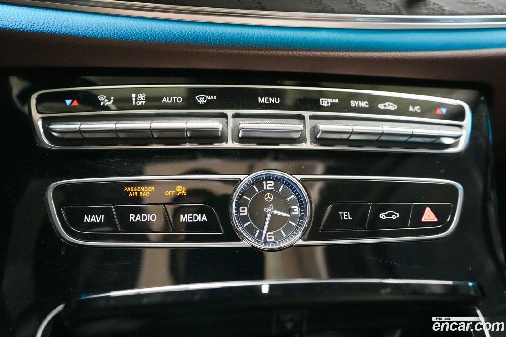 Main__Slider__Photo:E-Class Mercedes-Benz 2020.4-13