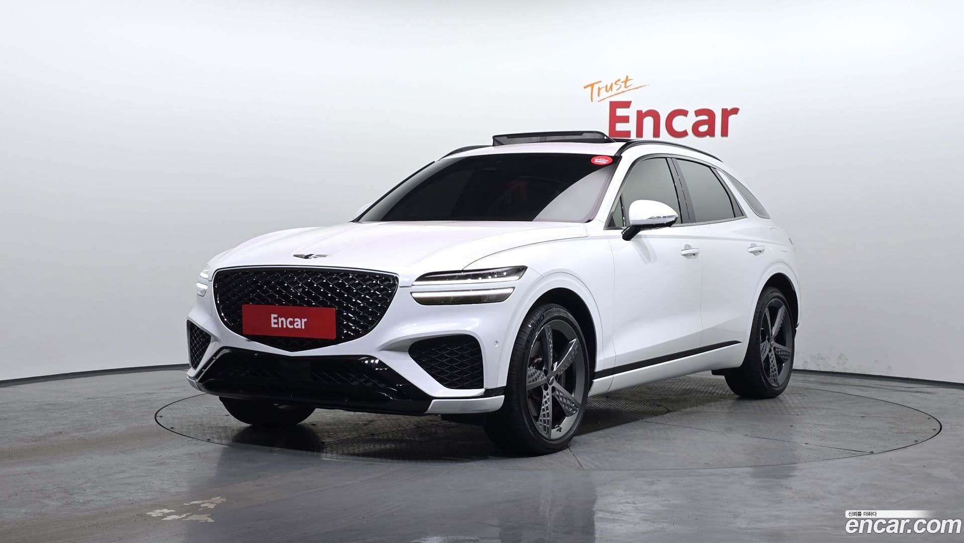 Main__Slider__Photo:GV70 Genesis 2021.3-0