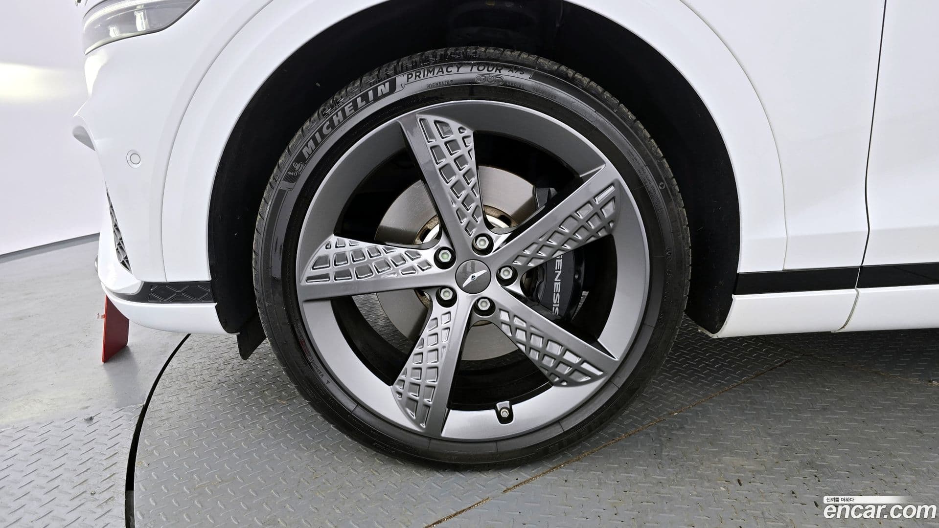 Main__Slider__Photo:GV70 Genesis 2021.3-4