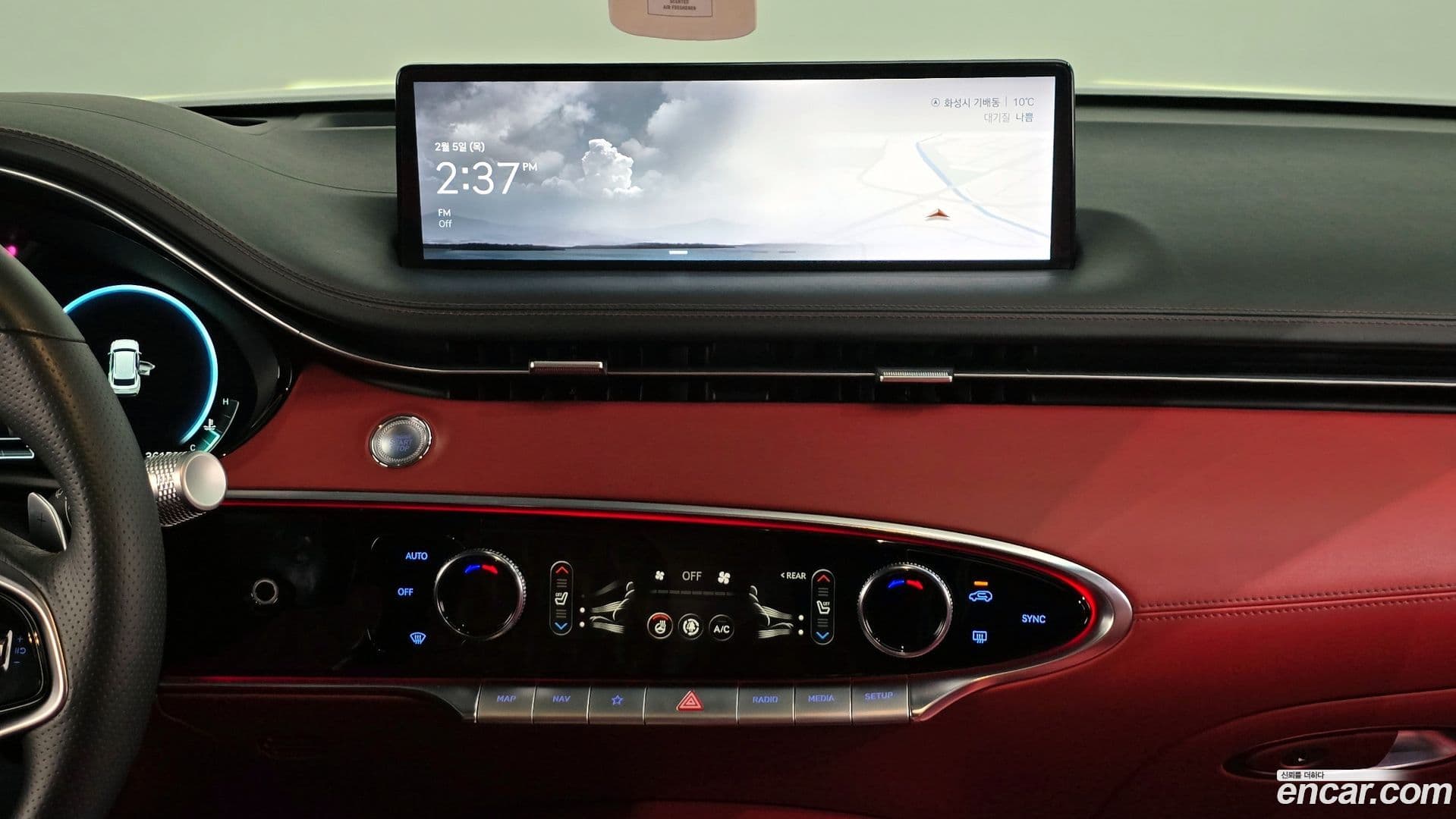 Main__Slider__Photo:GV70 Genesis 2021.3-13