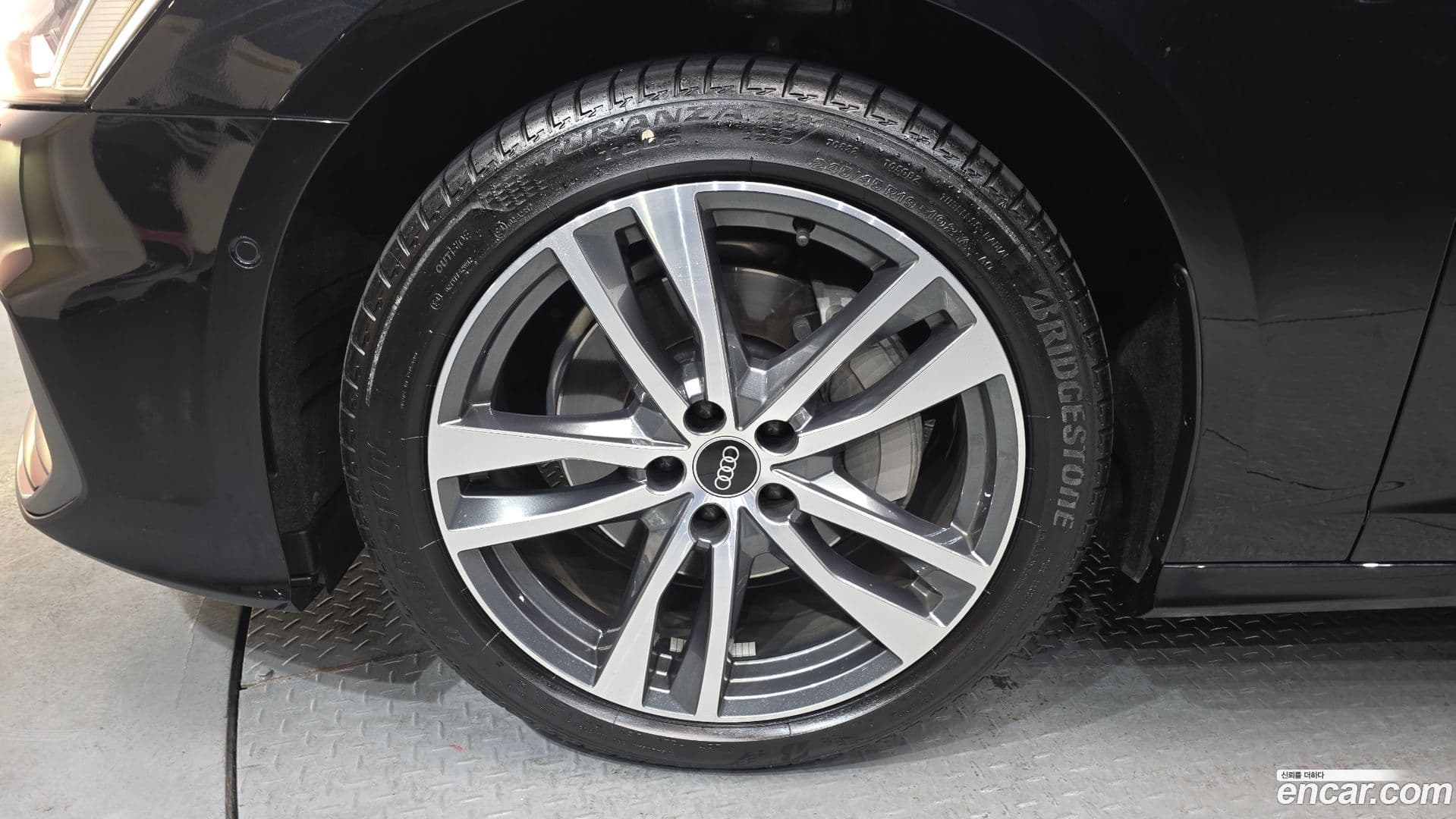 Main__Slider__Photo:A6 Audi 2022.3-4