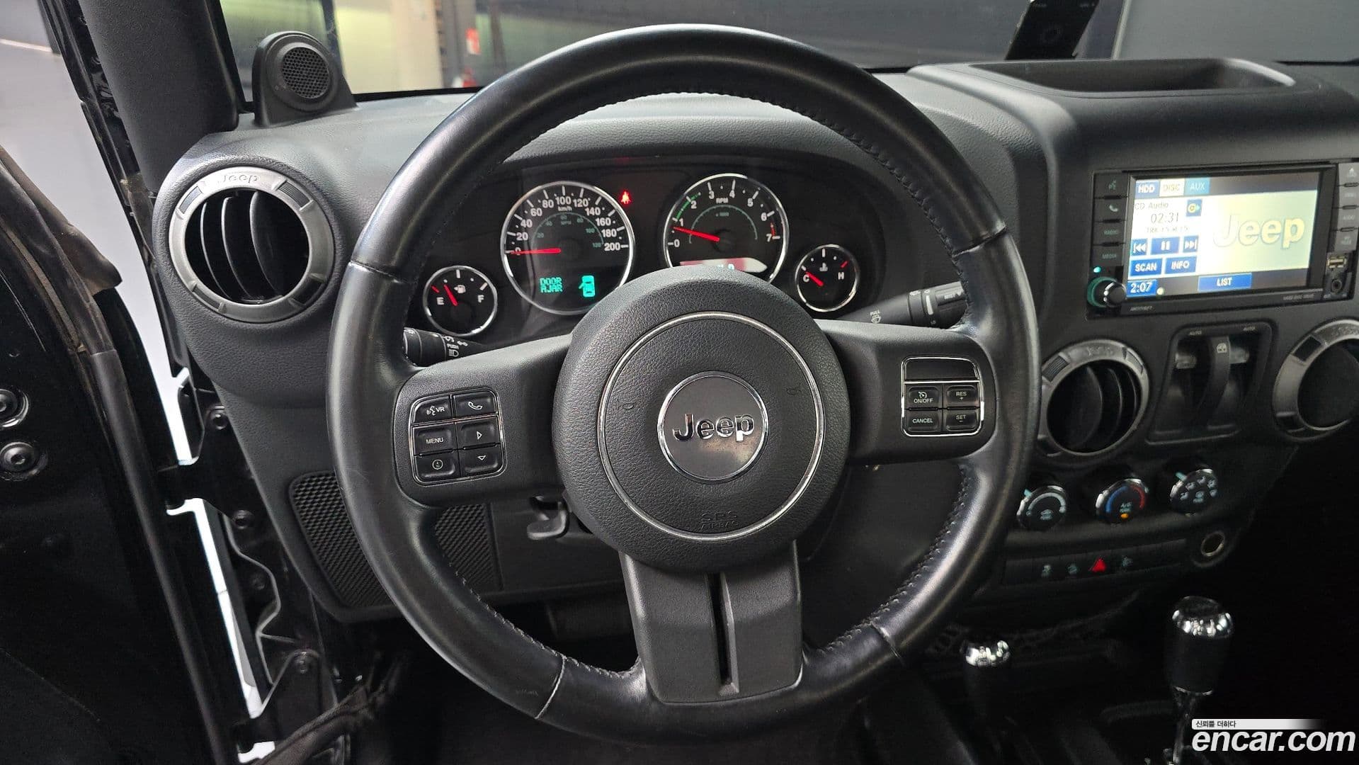 Main__Slider__Photo:Wrangler Jeep 2012.6-12