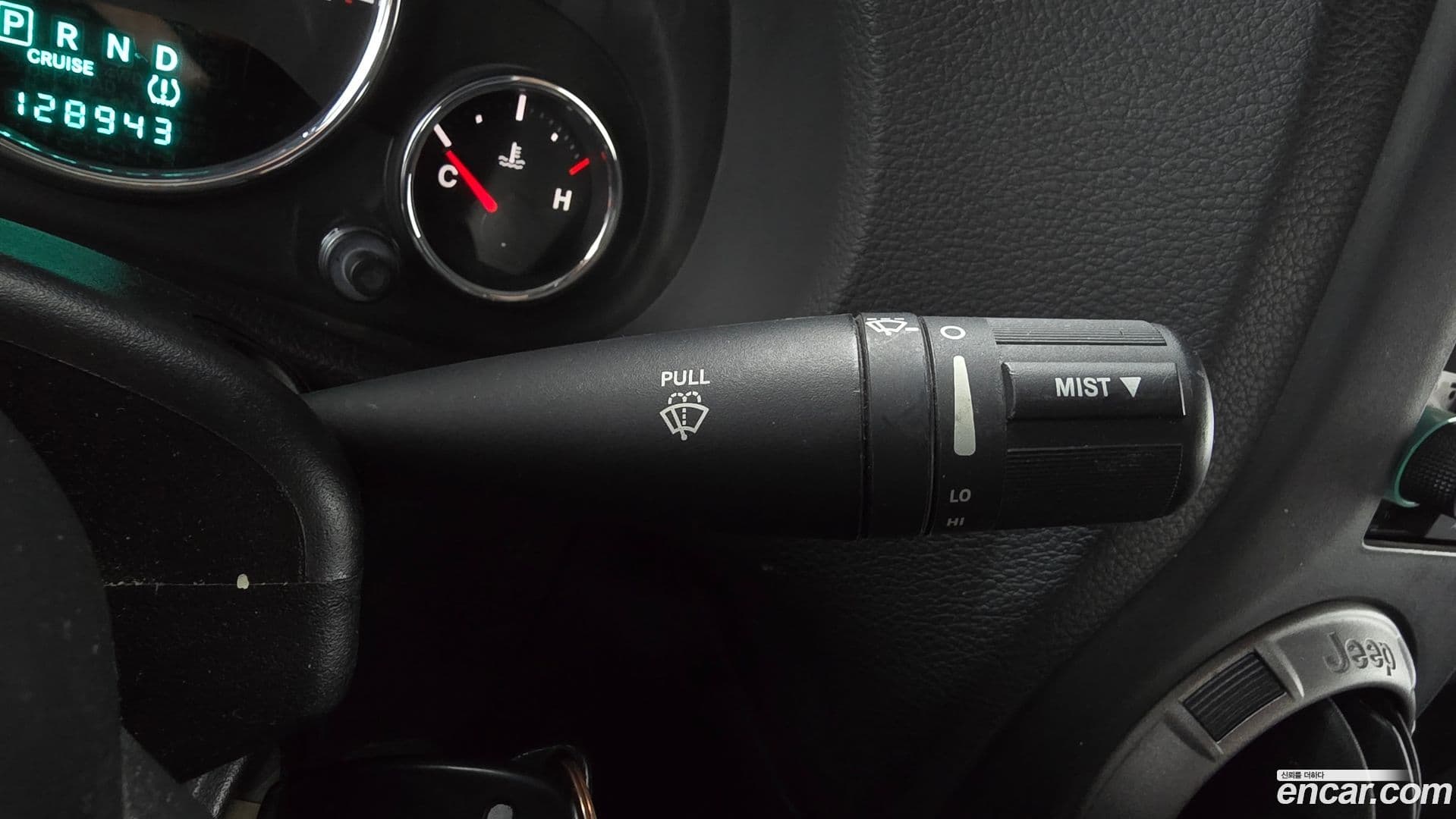 Main__Slider__Photo:Wrangler Jeep 2012.6-15