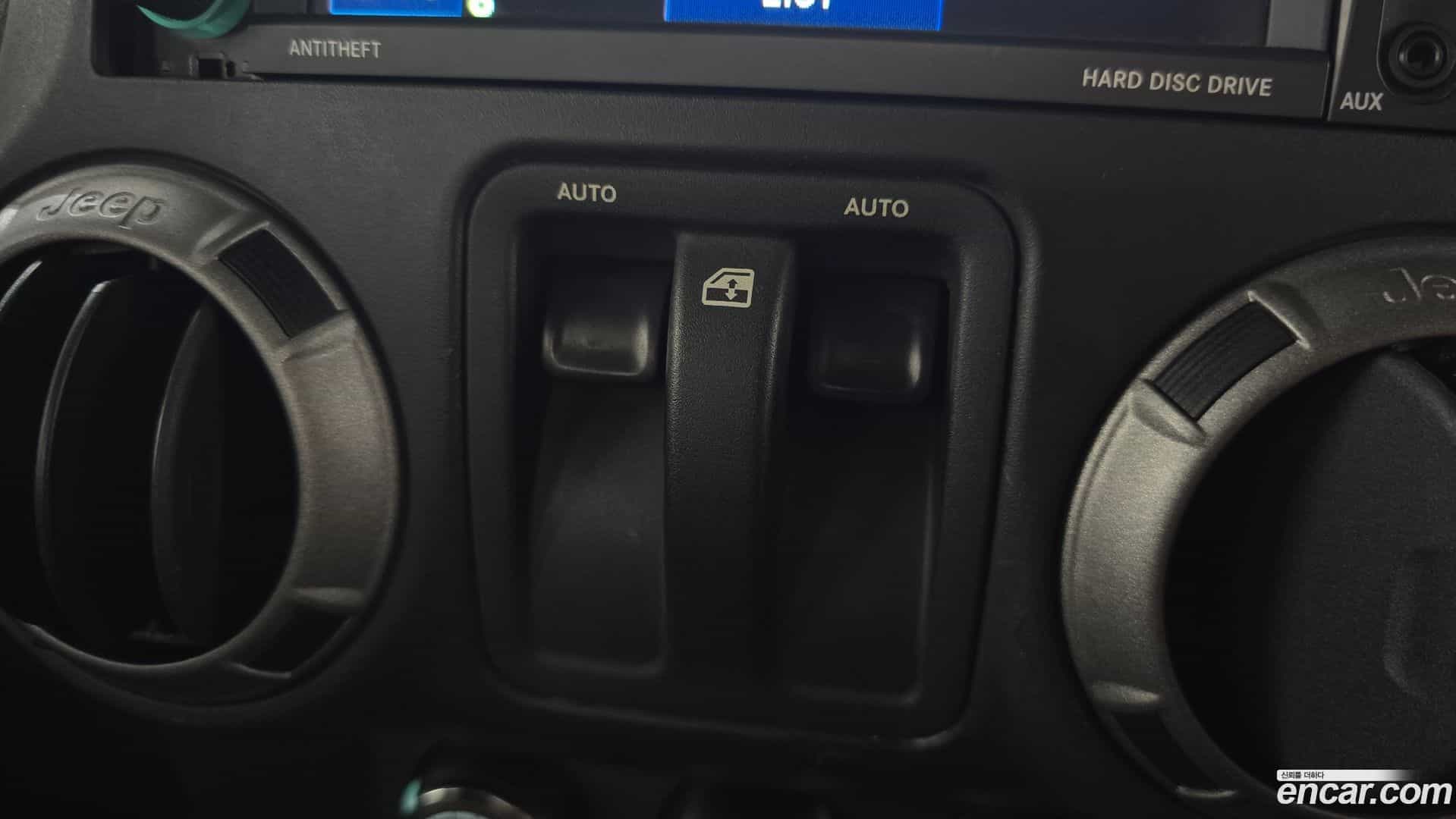 Wrangler Jeep 2012.6-OPTION-022