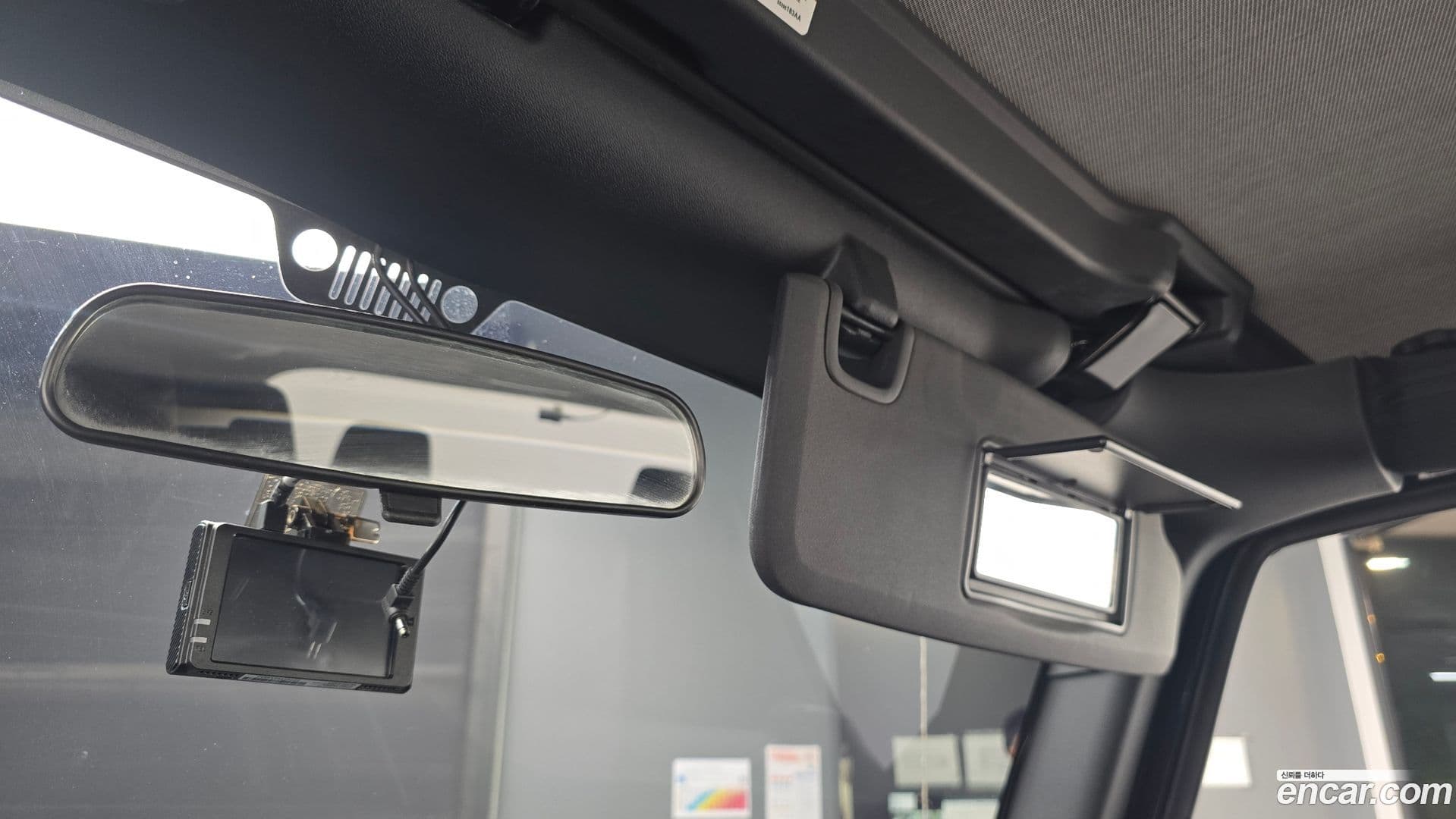 Main__Slider__Photo:Wrangler Jeep 2012.6-18