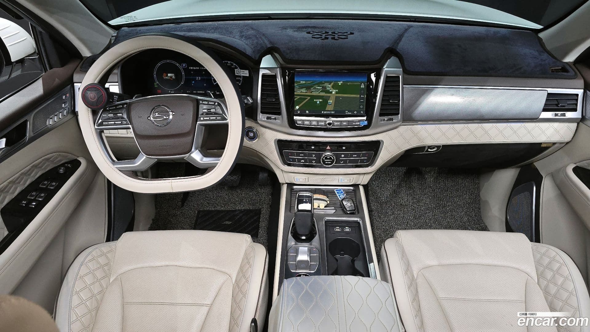 Main__Slider__Photo:Rexton KG_Mobility_Ssangyong 2021.2-6