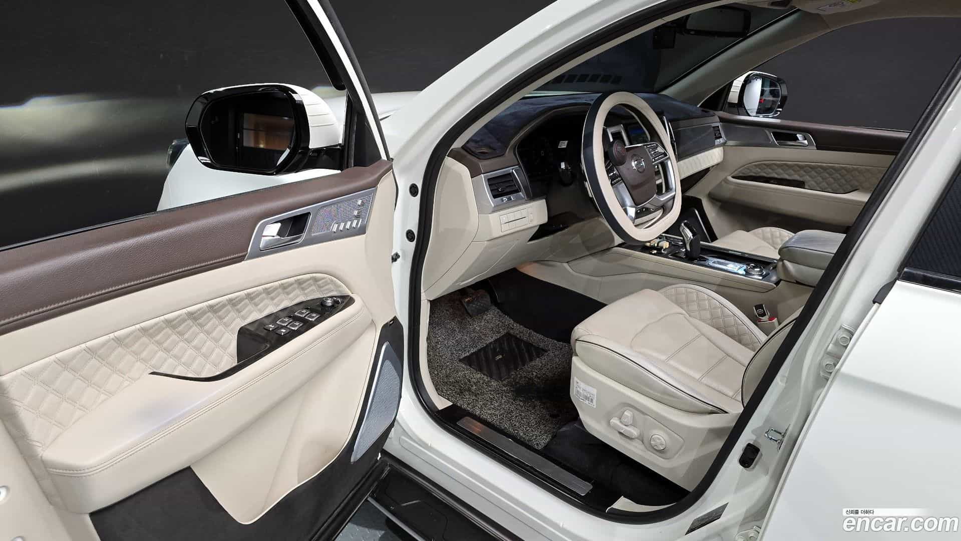 Rexton KG_Mobility_Ssangyong 2021.2-INNER-010