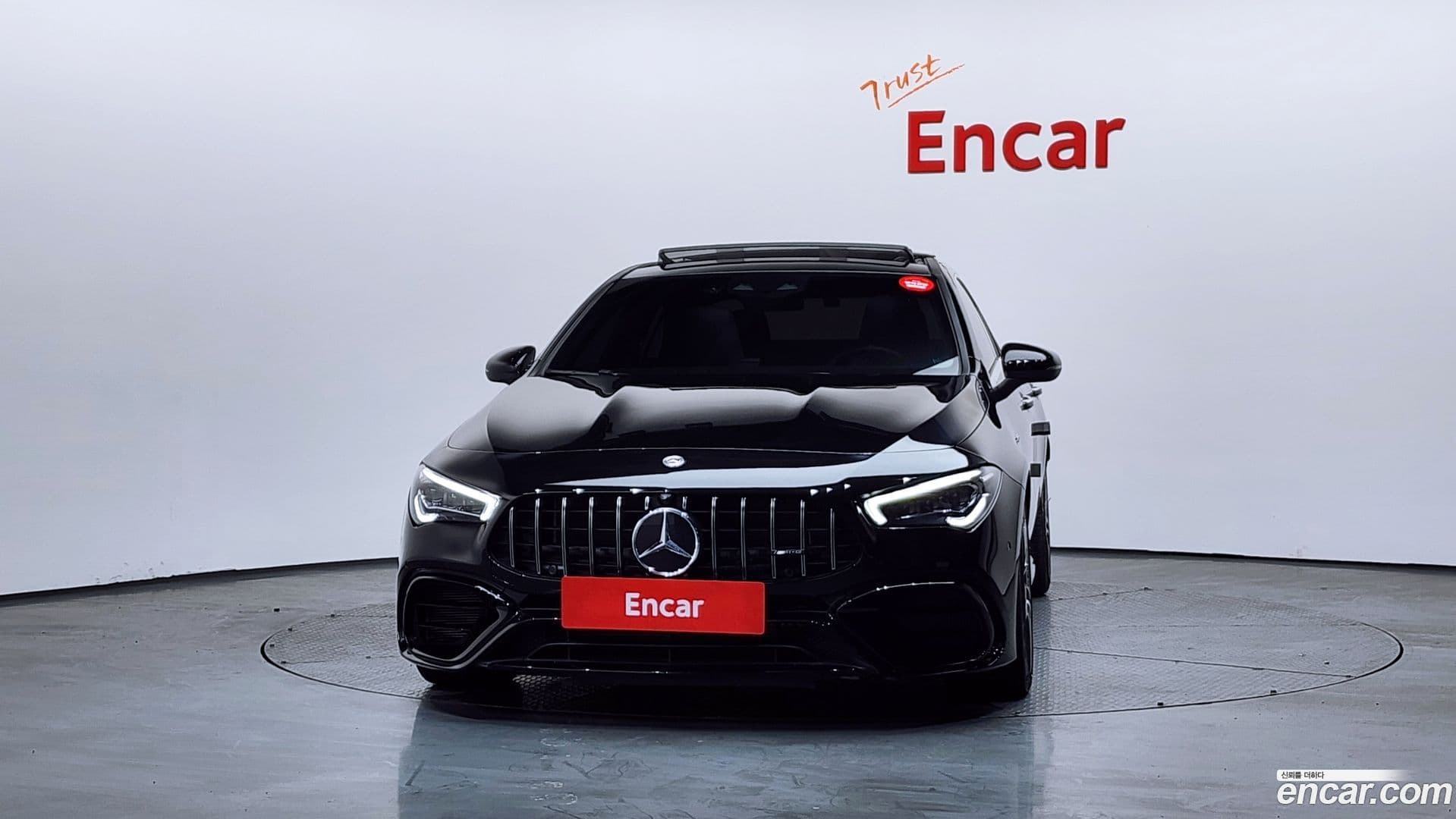 Main__Slider__Photo:CLA-Class Mercedes-Benz 2021.9-2