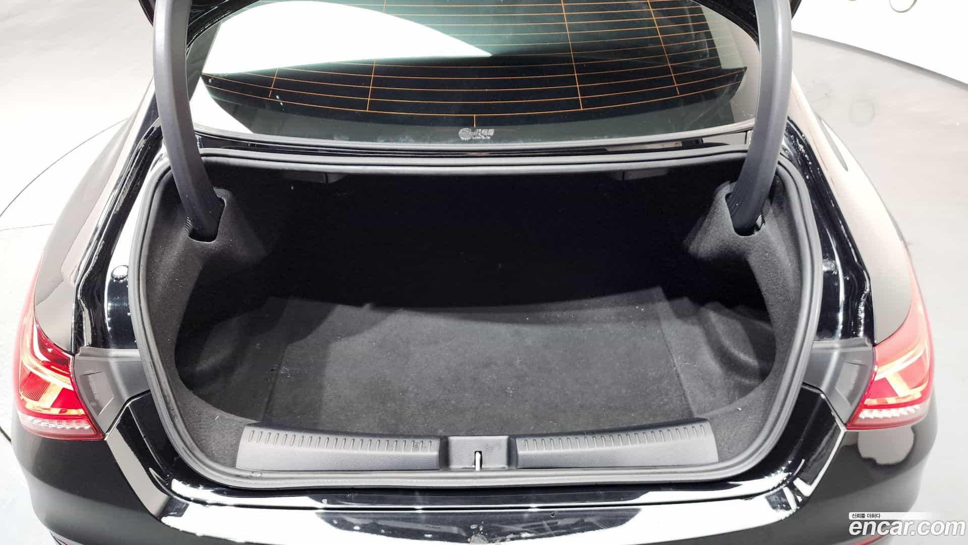 CLA-Class Mercedes-Benz 2021.9-OPTION-024