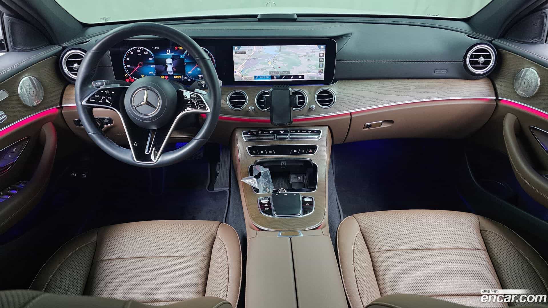 E-Class Mercedes-Benz 2021.3-INNER-007