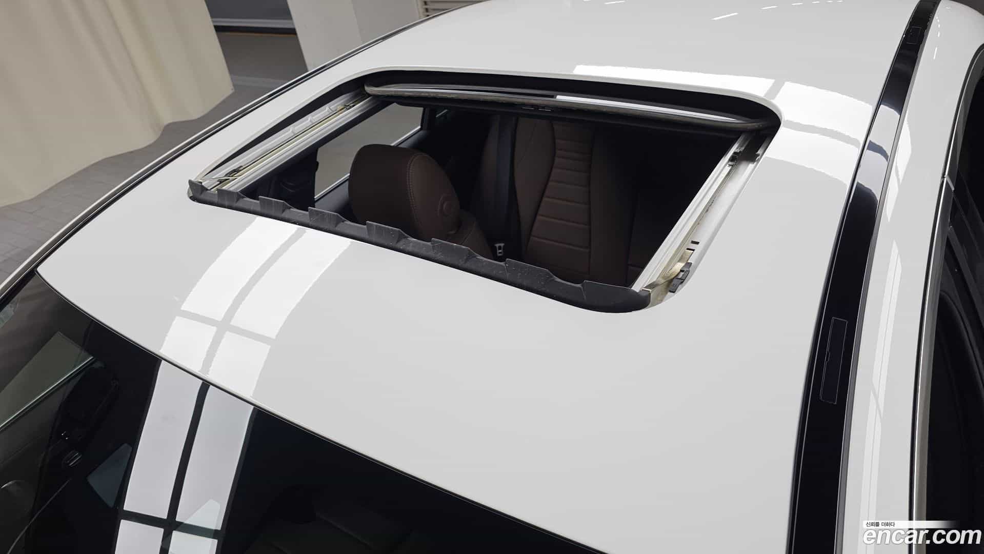 E-Class Mercedes-Benz 2021.3-OPTION-023