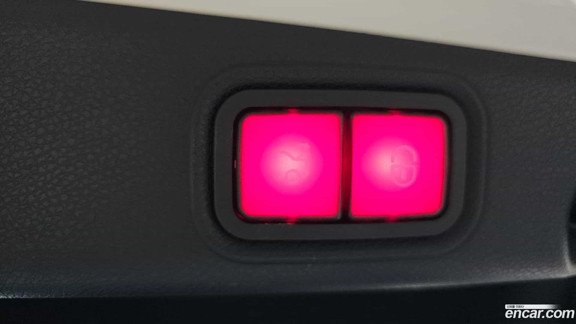 E-Class Mercedes-Benz 2021.3-OPTION-024