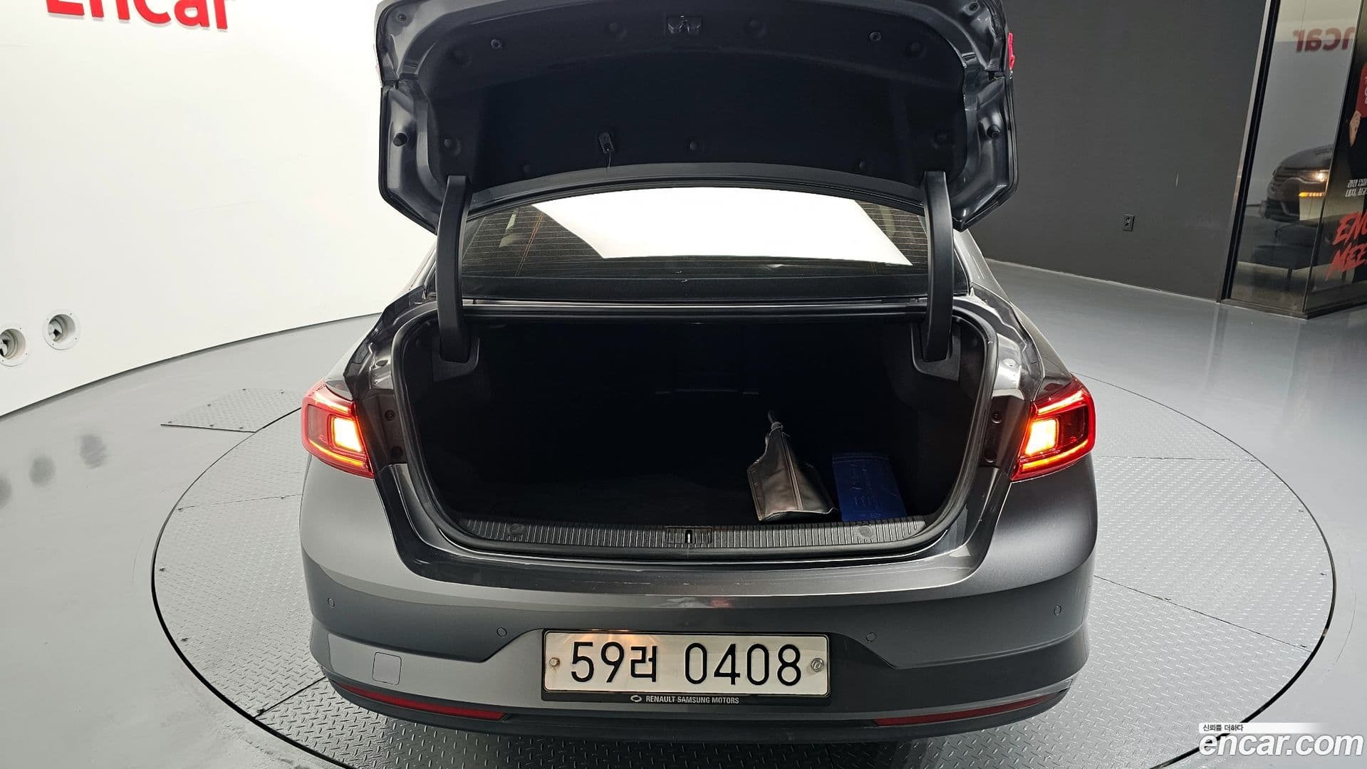 Main__Slider__Photo:SM6 Renault-KoreaSamsung 2016.4-19