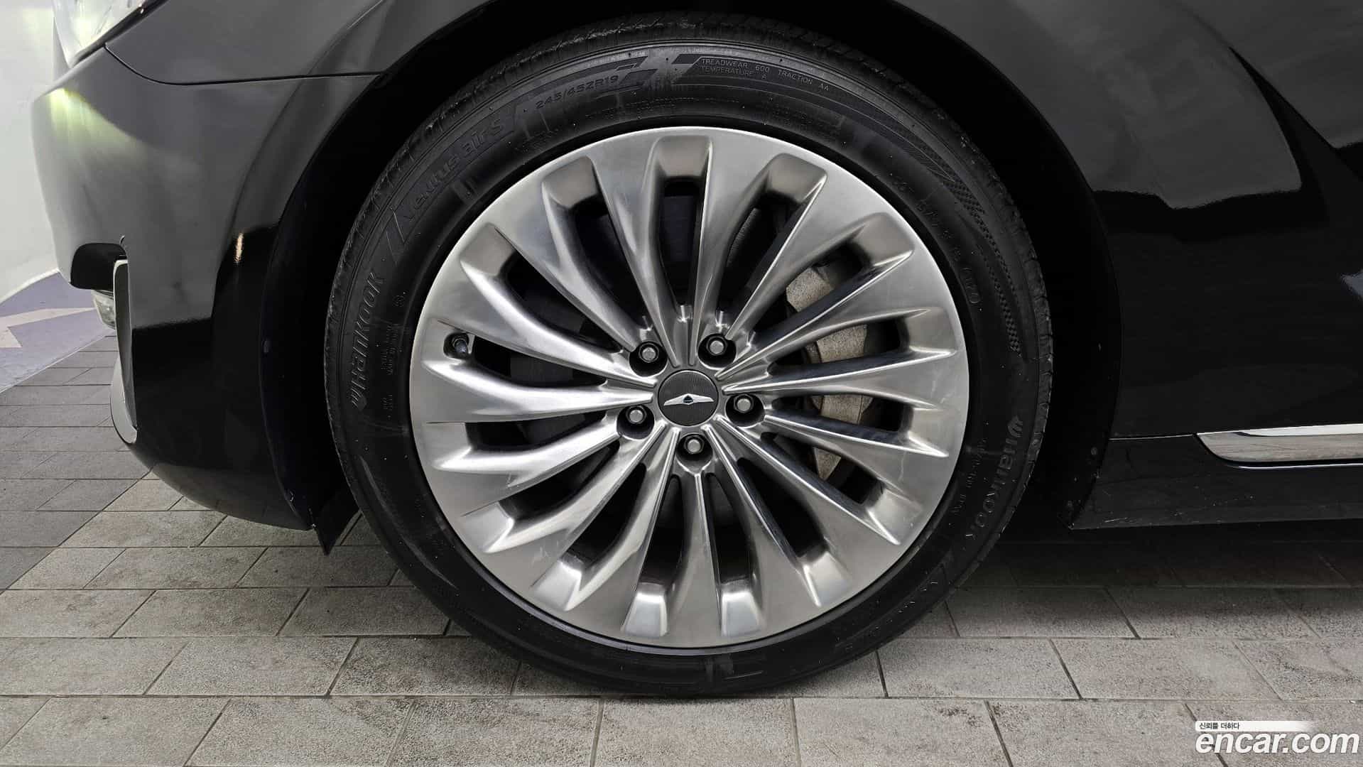 EQ900 Genesis 2017.2-OUTER-005