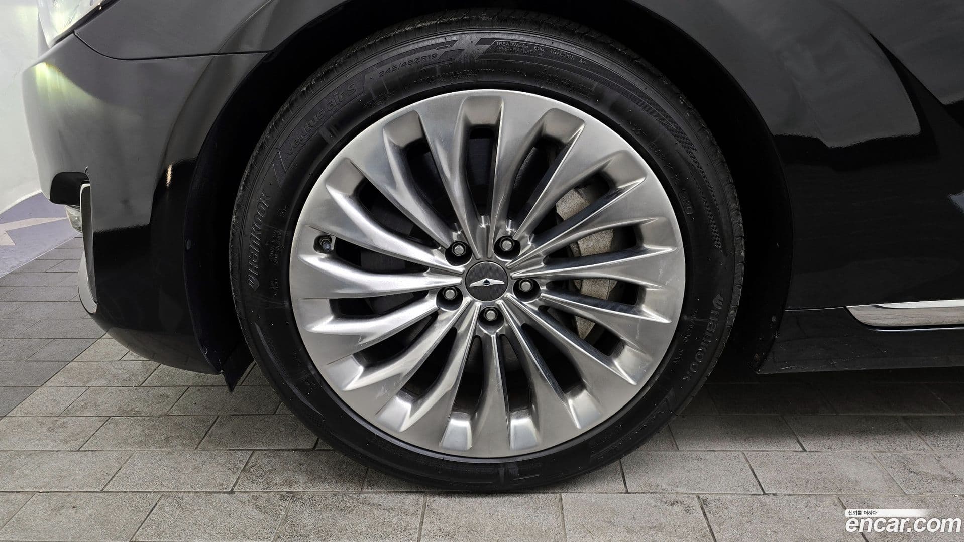 Main__Slider__Photo:EQ900 Genesis 2017.2-4