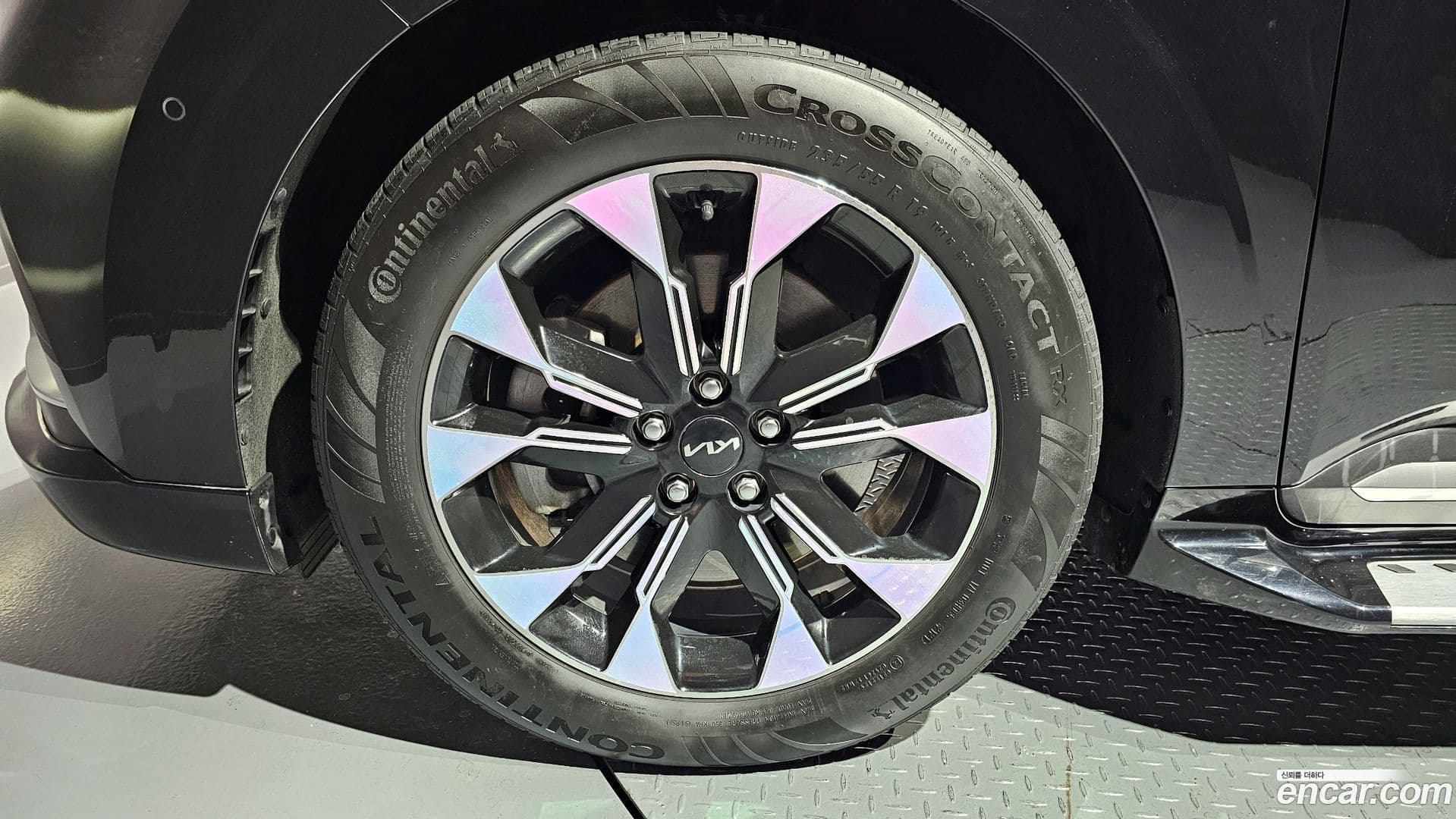 Main__Slider__Photo:Canival Kia 2023.0-4