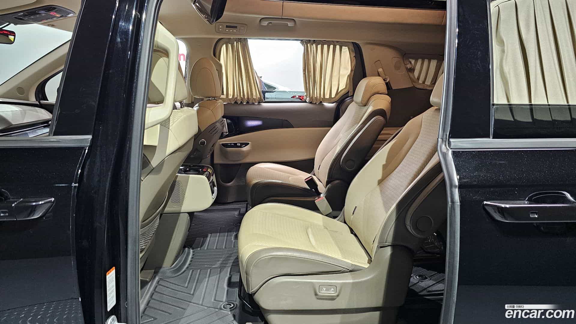 Canival Kia 2023.0-OPTION-016