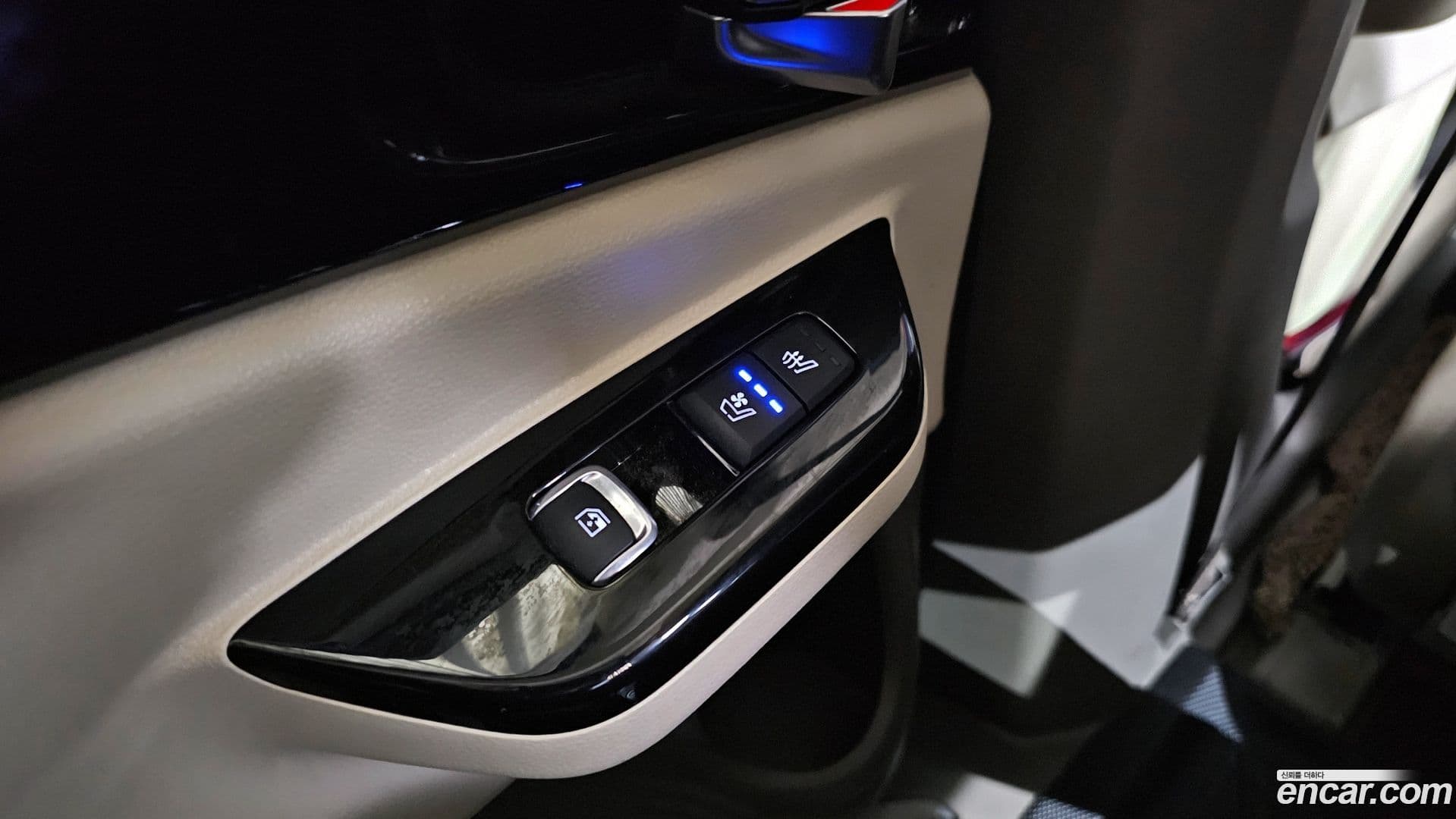 Main__Slider__Photo:Canival Kia 2023.0-16