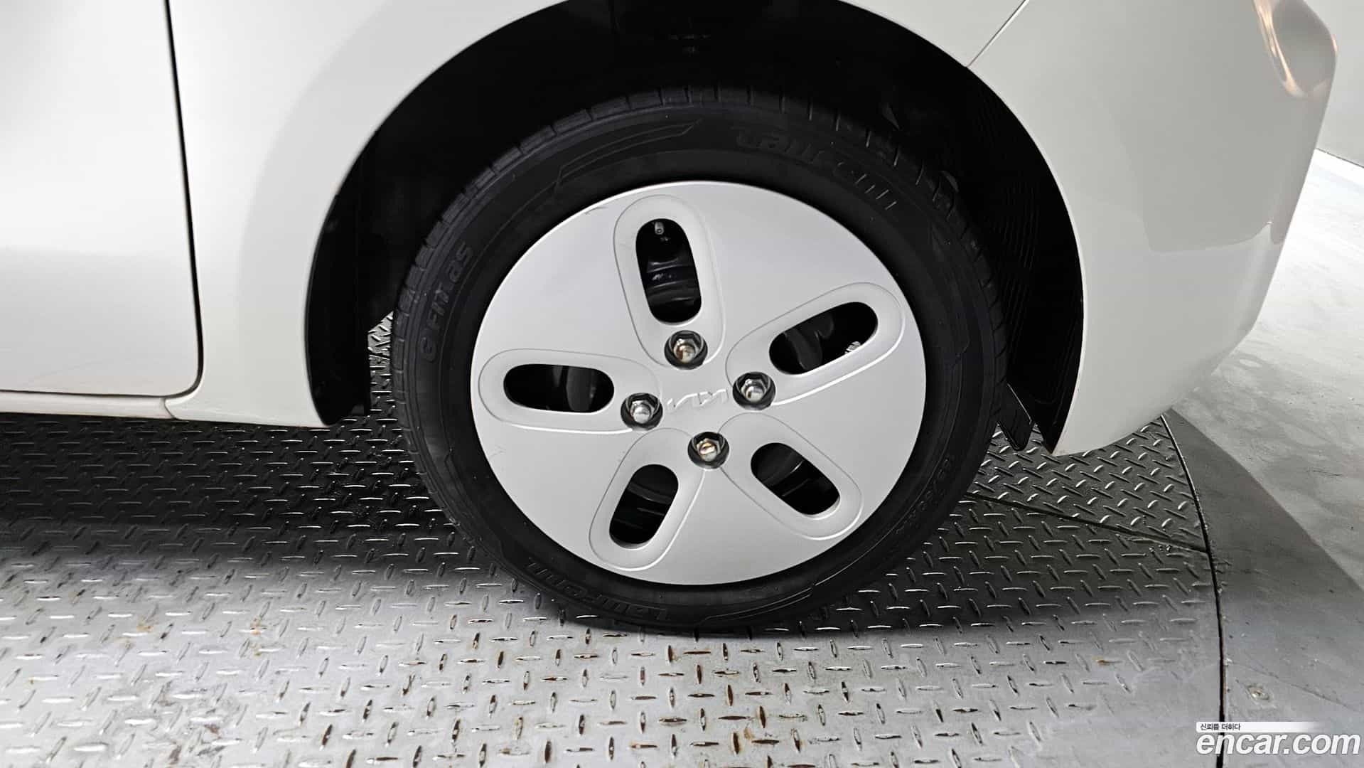 RAY Kia 2022.0-OUTER-005