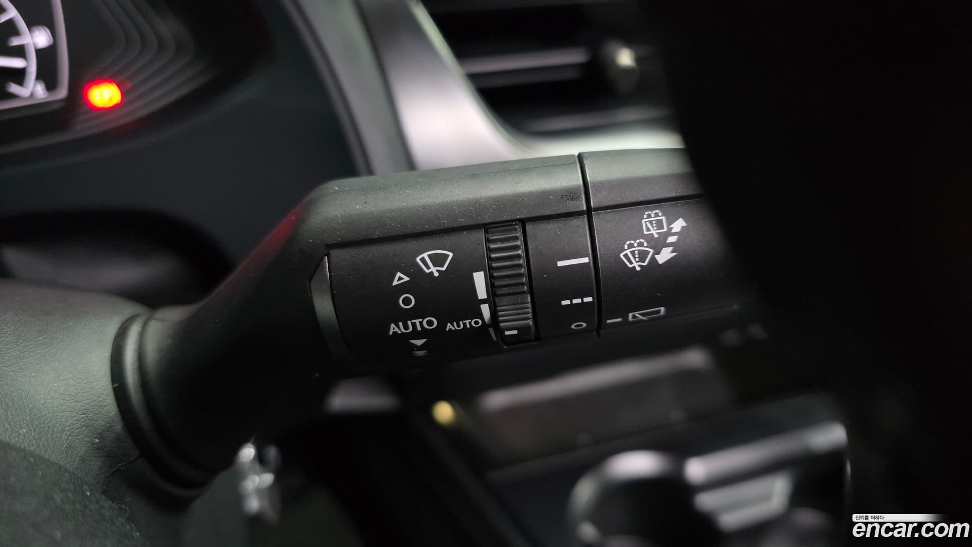 Main__Slider__Photo:UX Lexus 2023.3-18