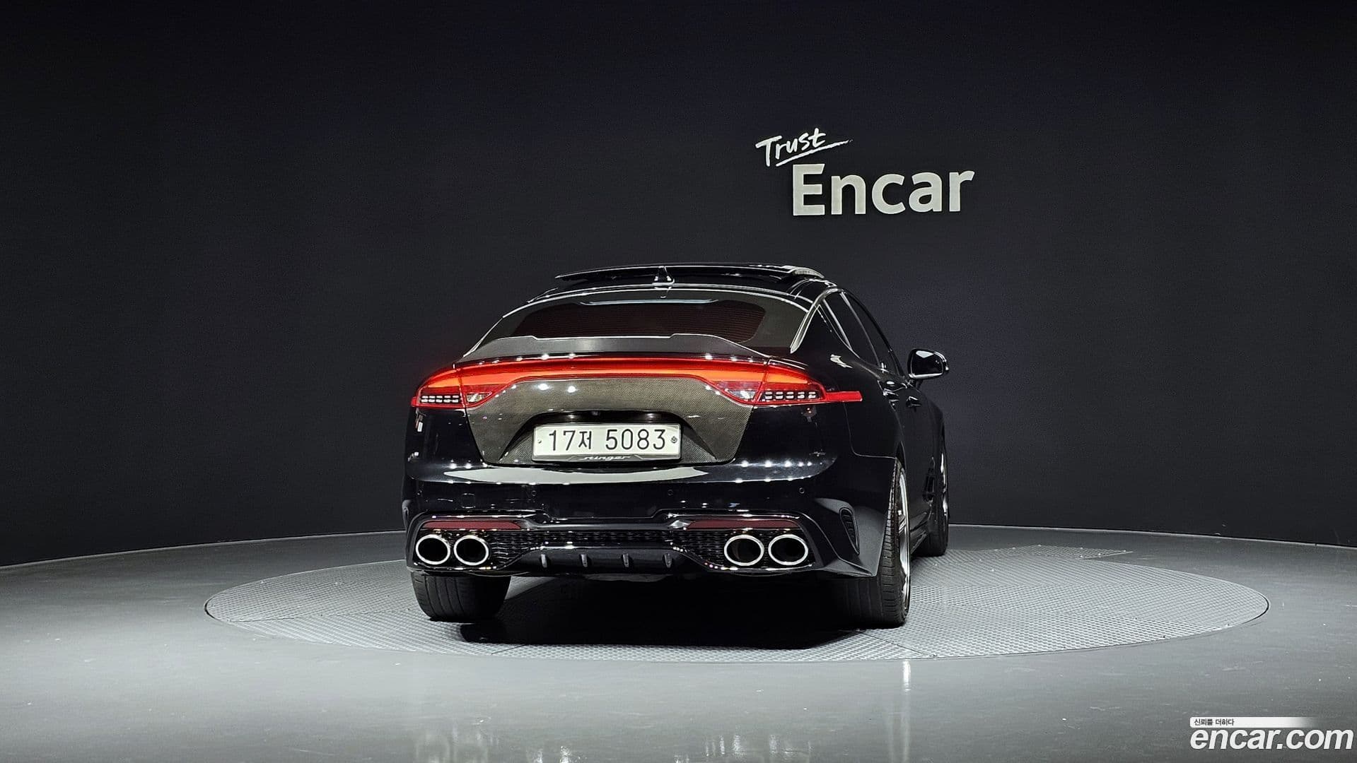 Main__Slider__Photo:Stinger Kia 2017.5-3