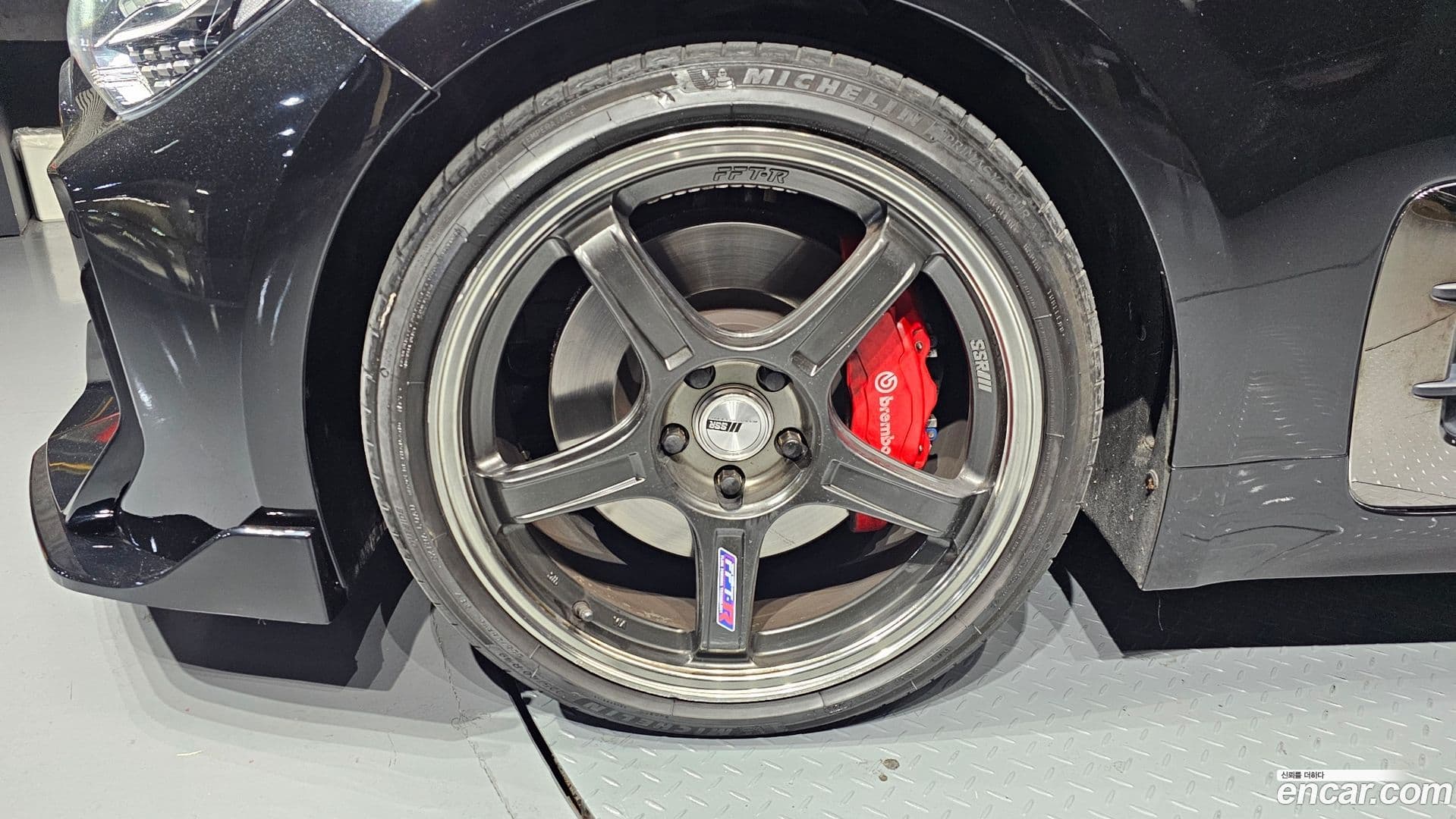 Main__Slider__Photo:Stinger Kia 2017.5-4