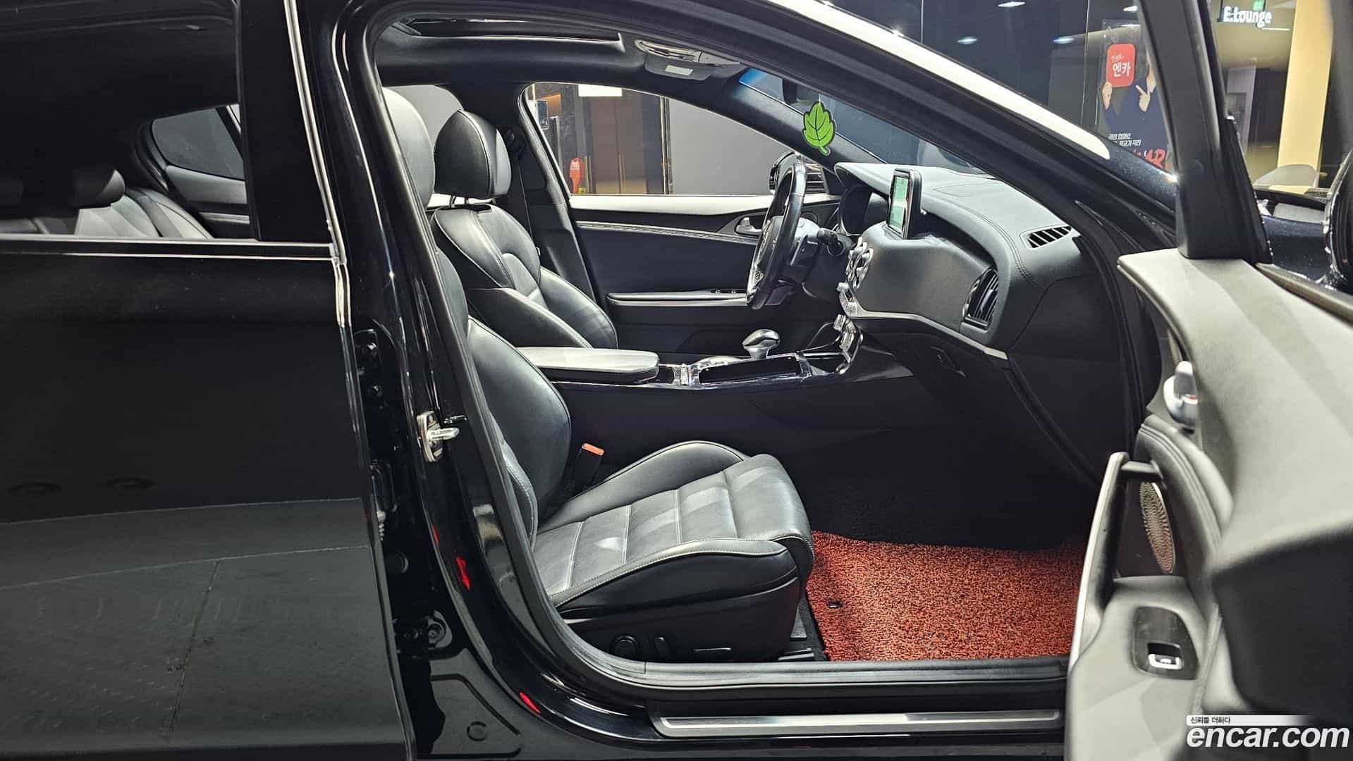 Stinger Kia 2017.5-INNER-010