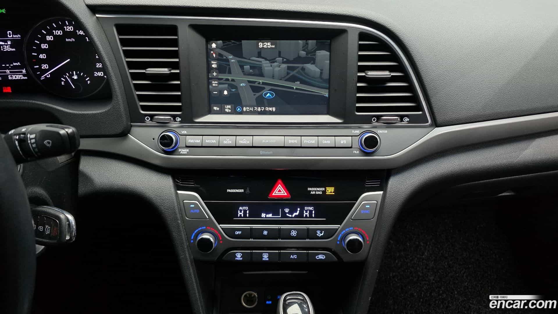 AVANTE Hyundai 2016.8-OPTION-019