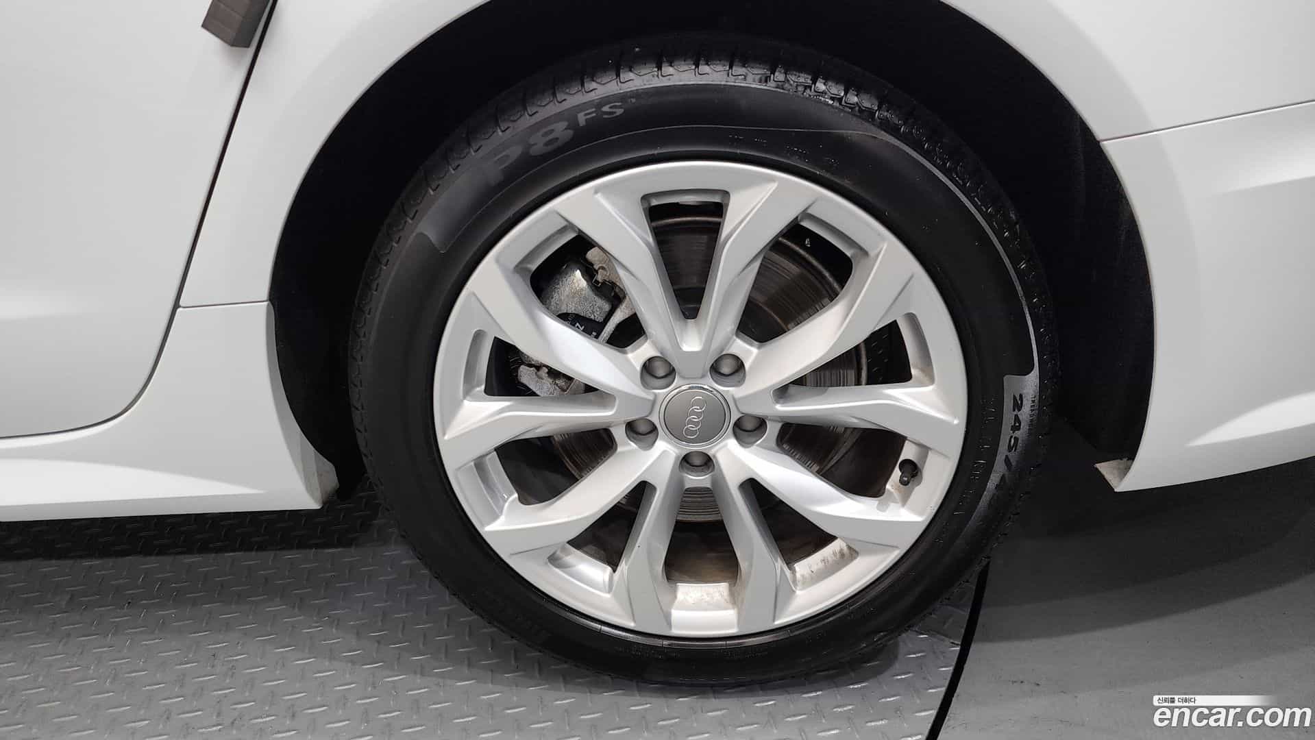 A6 Audi 2018.10-OUTER-005