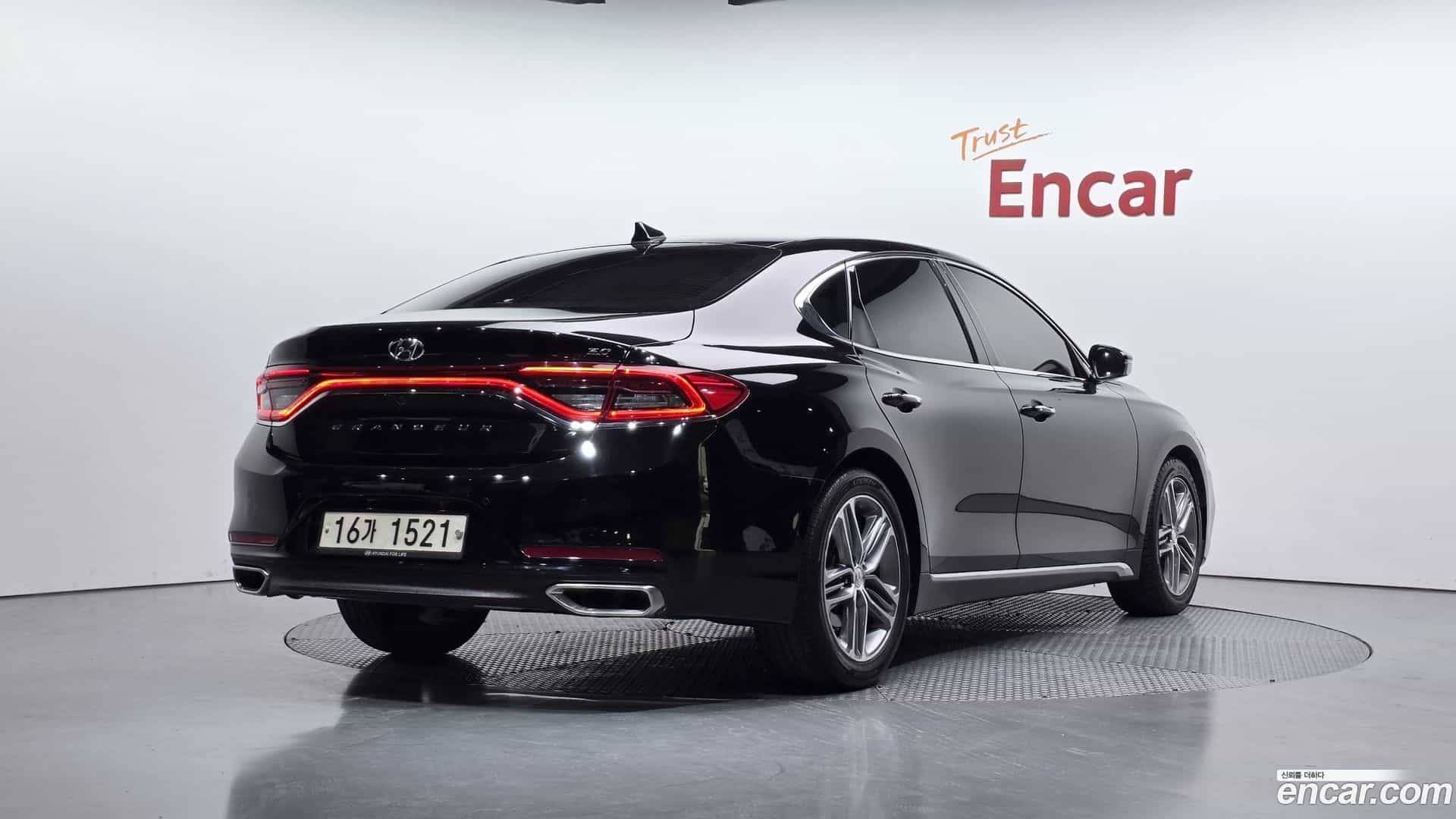 Grandeur Hyundai 2017.6-OUTER-002