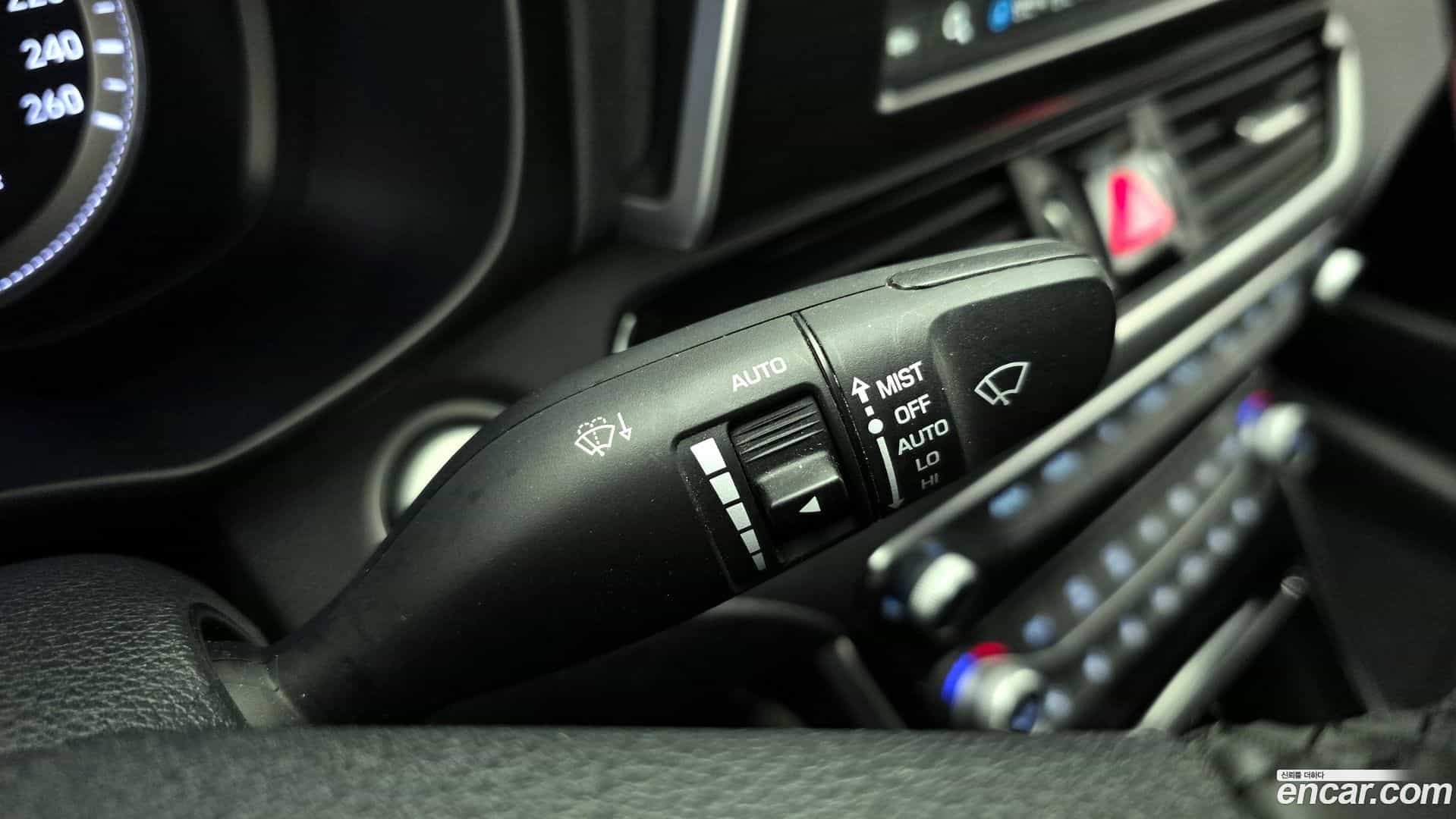 Grandeur Hyundai 2017.6-OPTION-022