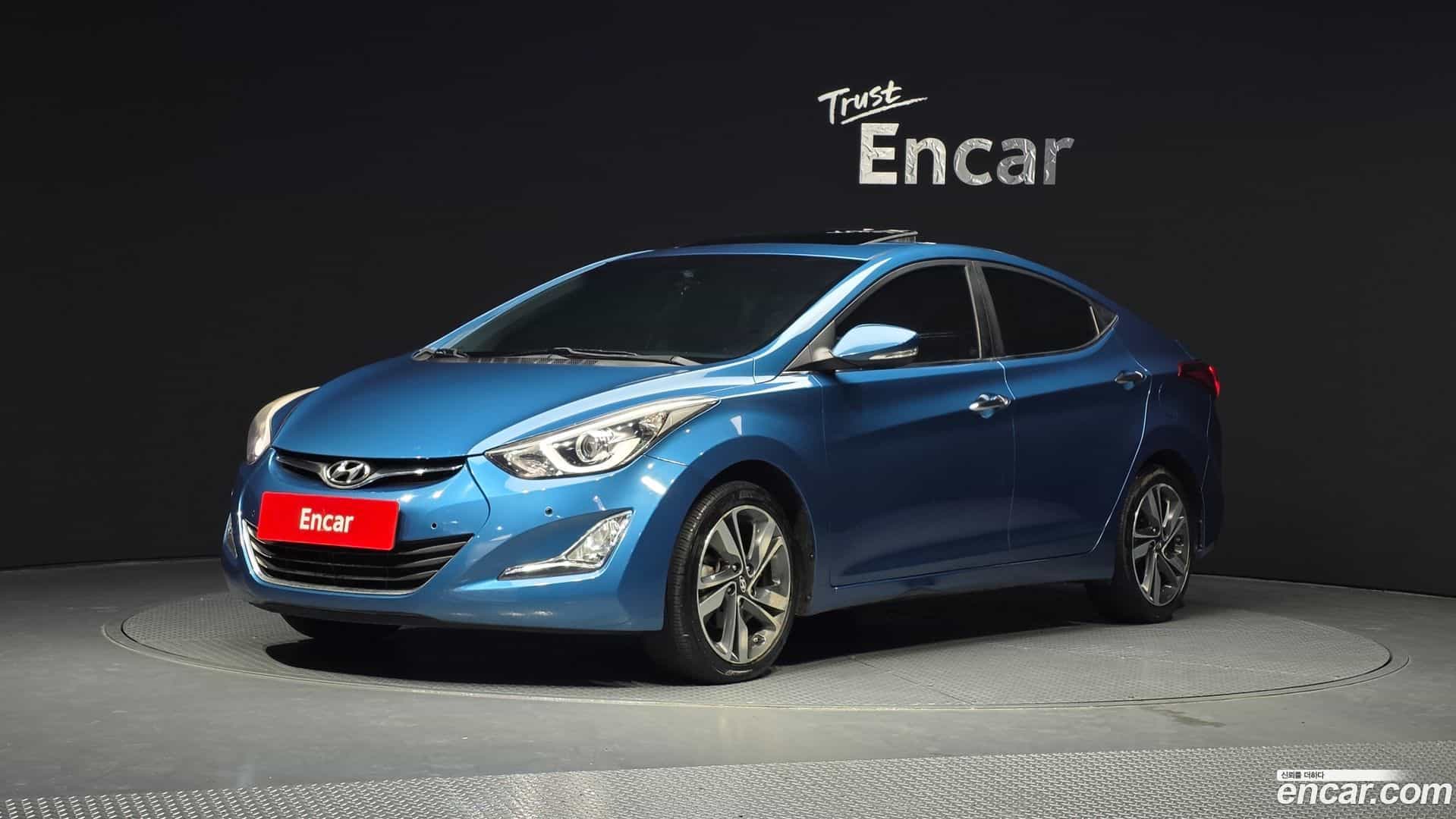 AVANTE Hyundai 2013.8-OUTER-001