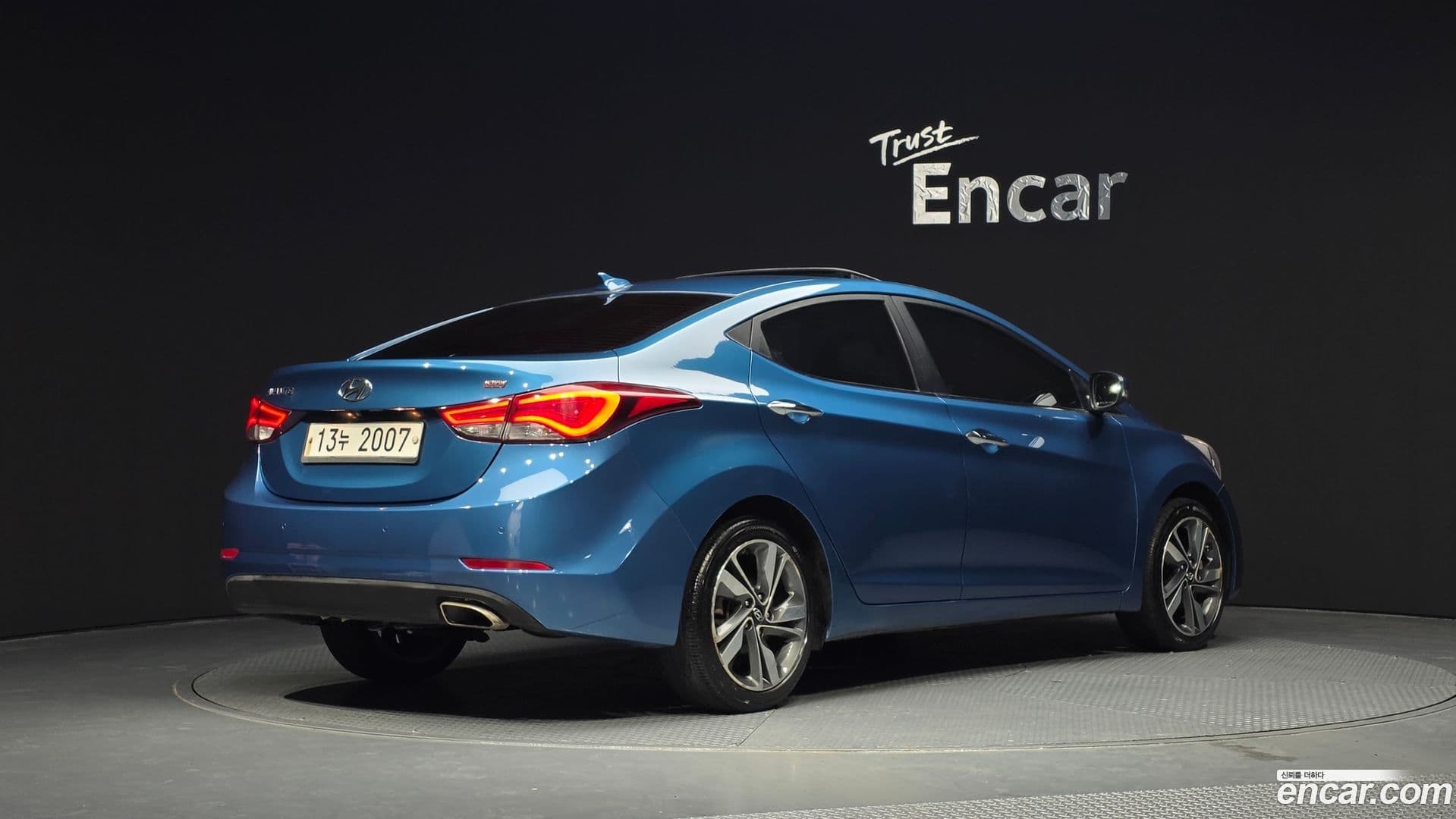 Main__Slider__Photo:AVANTE Hyundai 2013.8-1