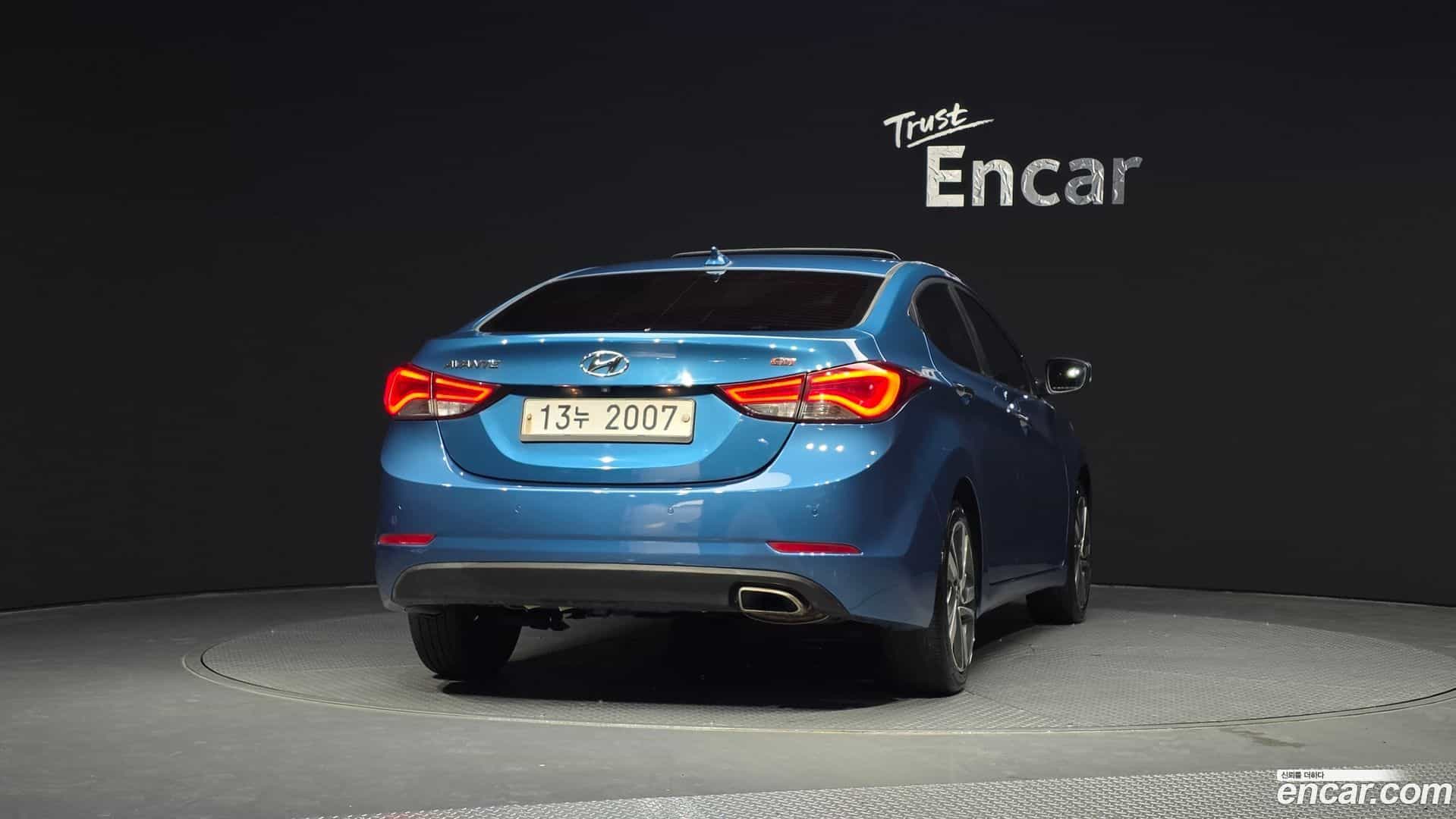 AVANTE Hyundai 2013.8-OUTER-004