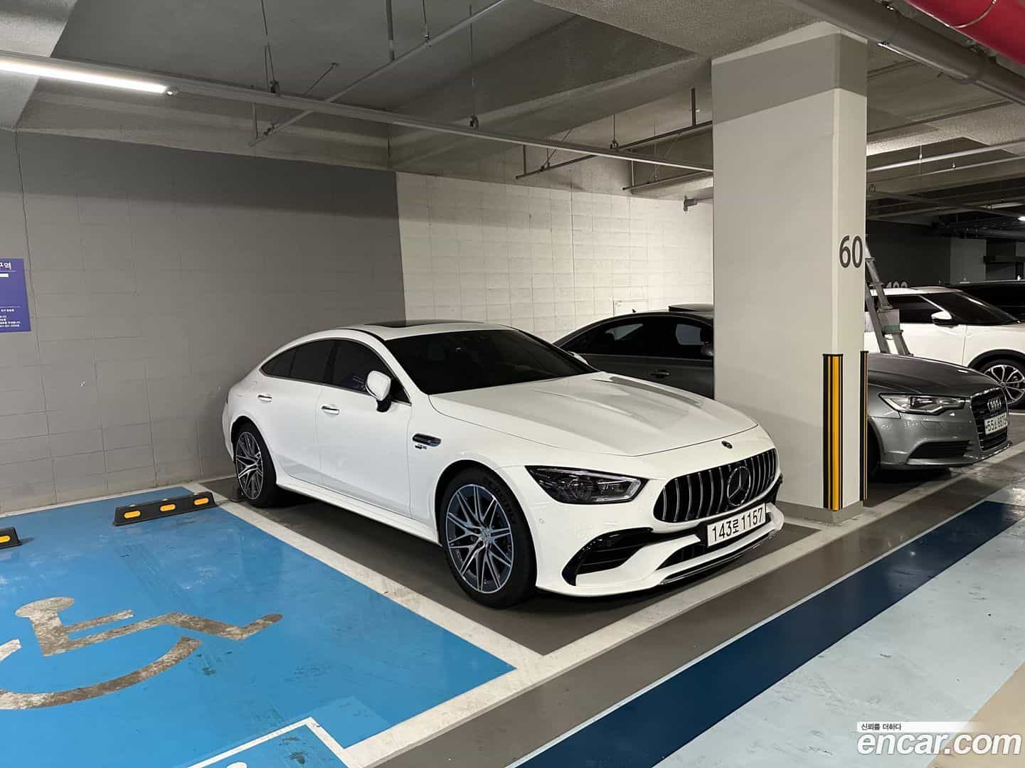 AMG GT Mercedes-Benz 2022.3-INNER-007