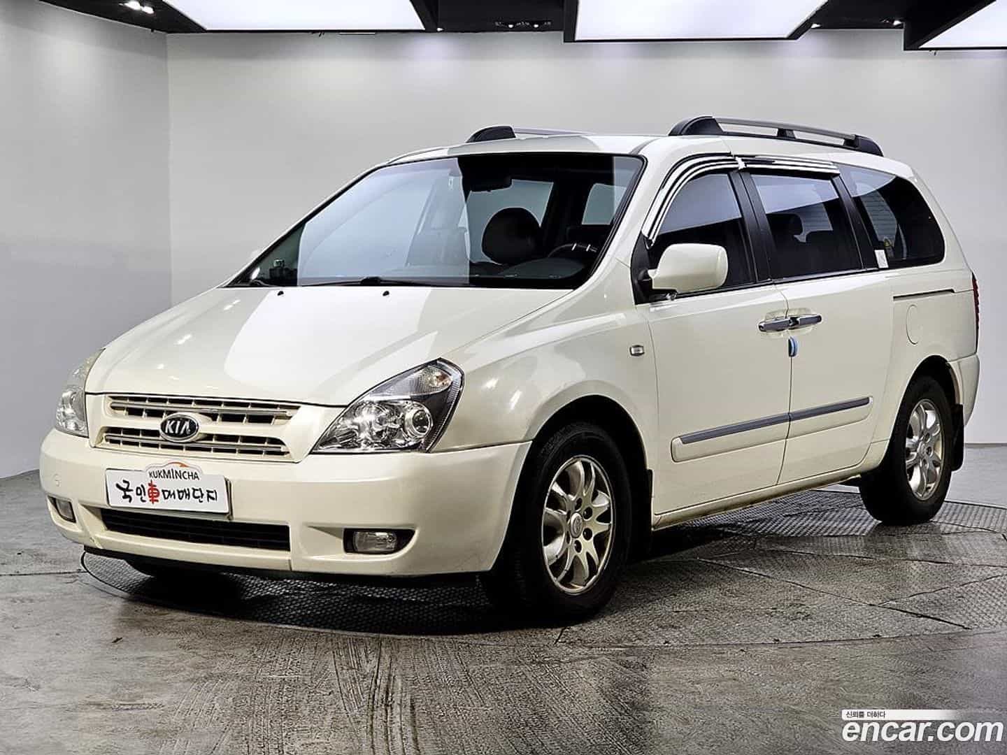 Canival Kia 2008.1-OUTER-001