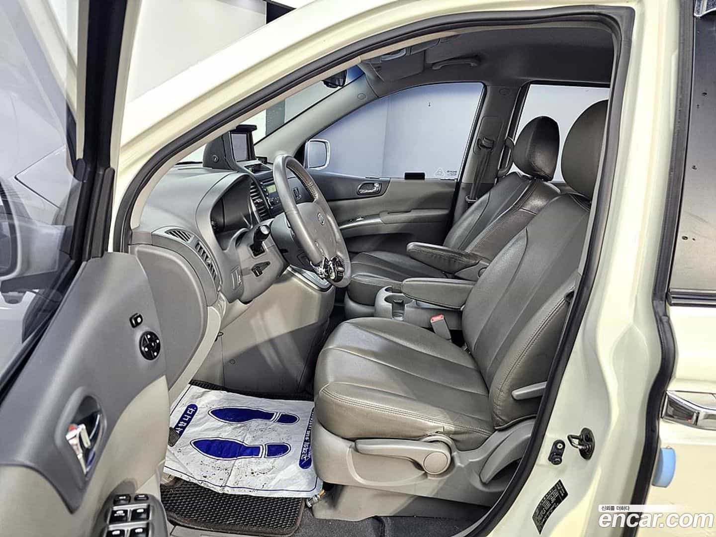 Canival Kia 2008.1-INNER-008